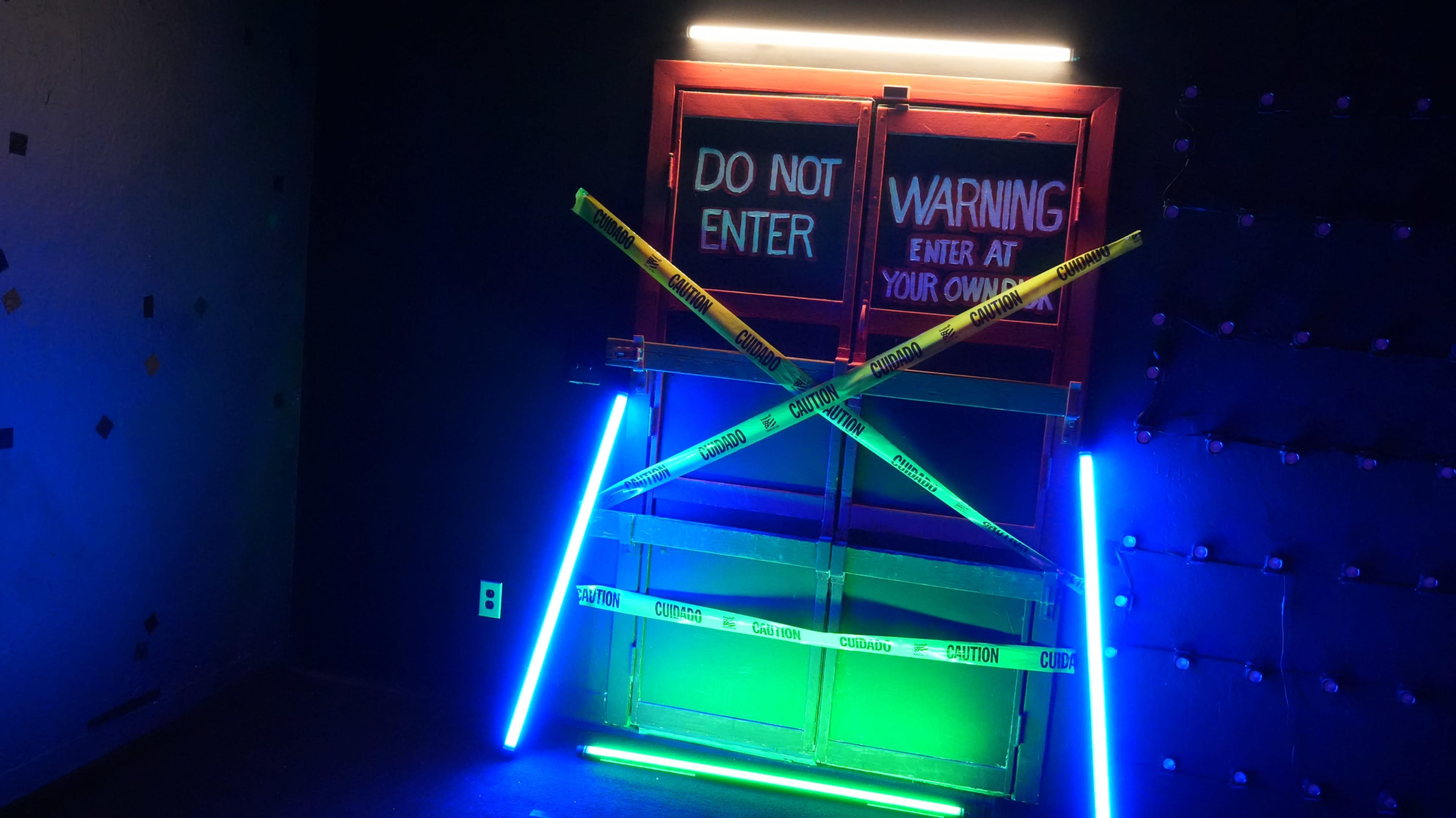 Bar , cyclorama ,greenroom ,graffiti multi-dream sets Image in Yuba City, yuba city, CA