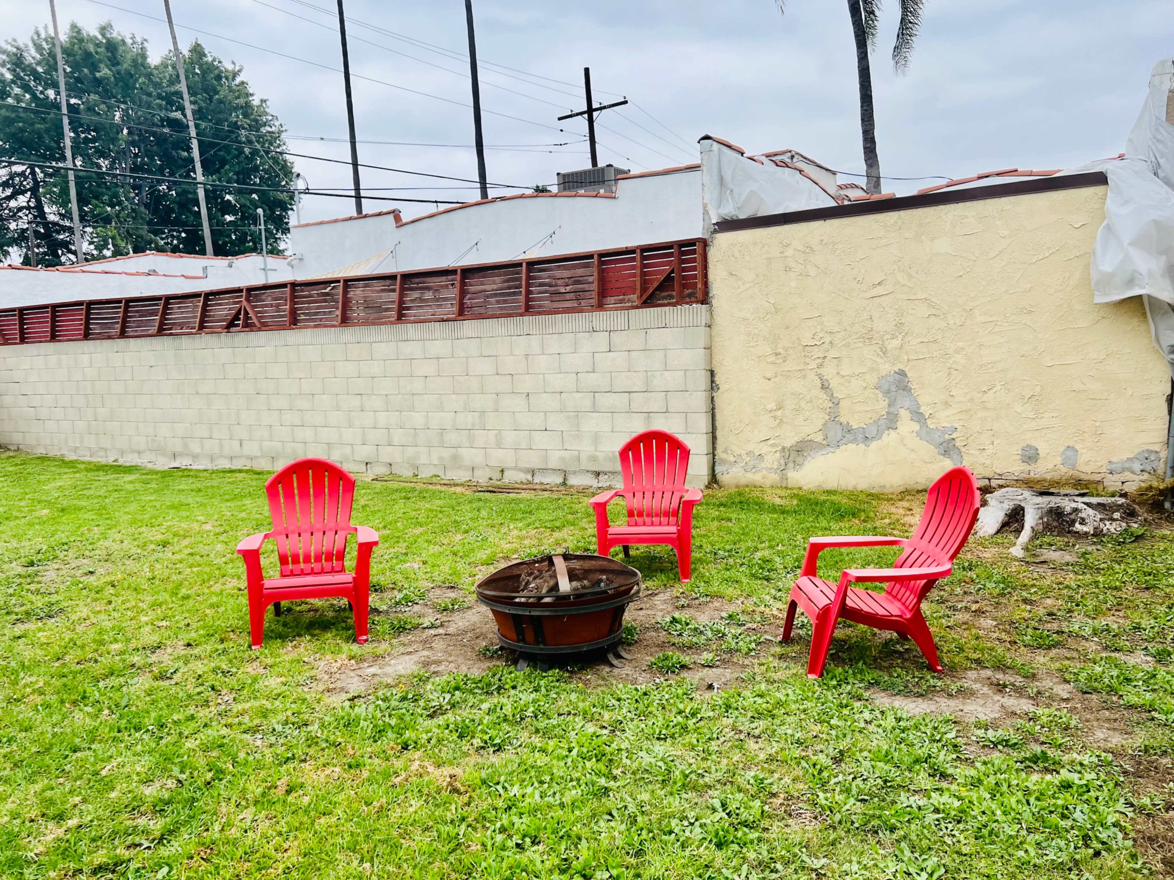 West Adams , large backyard, blank canvas Image in Jefferson Park, Los Angeles, CO