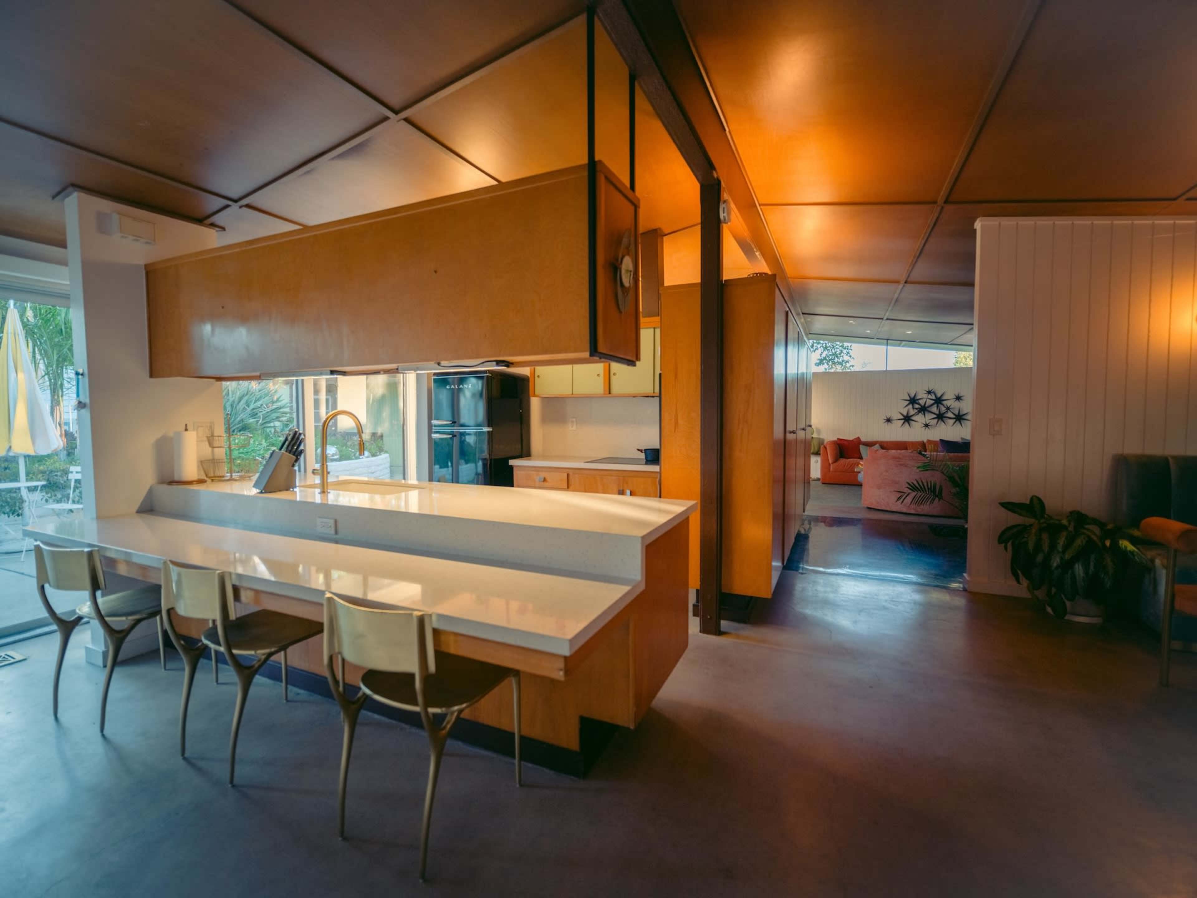 Palm Springs - Mid Century Modern Home With Heated Pool Image in Northridge, Northridge, CA