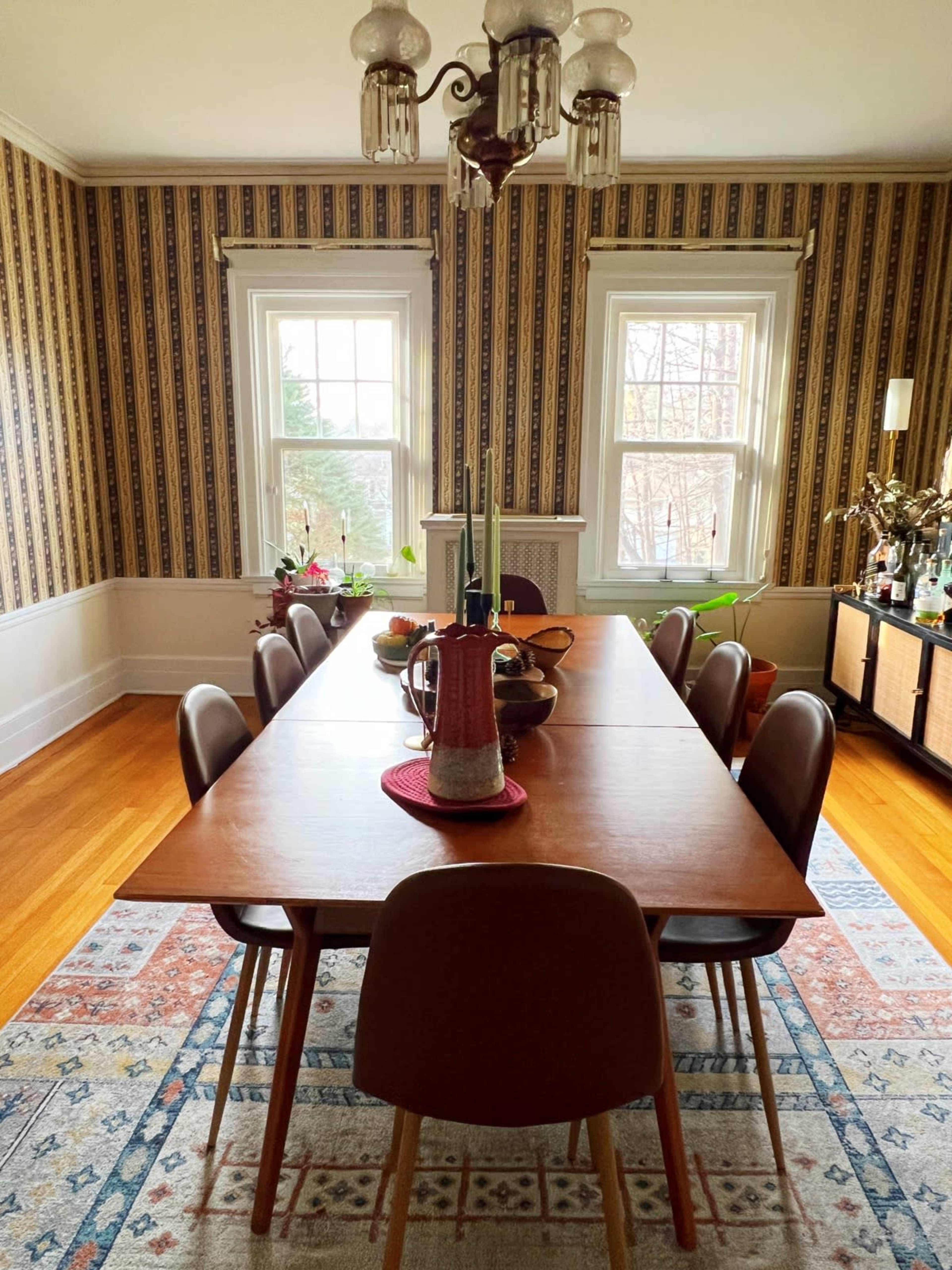 Historic Hudson Valley Colonial House Image in Poughkeepsie, Poughkeepsie, NY