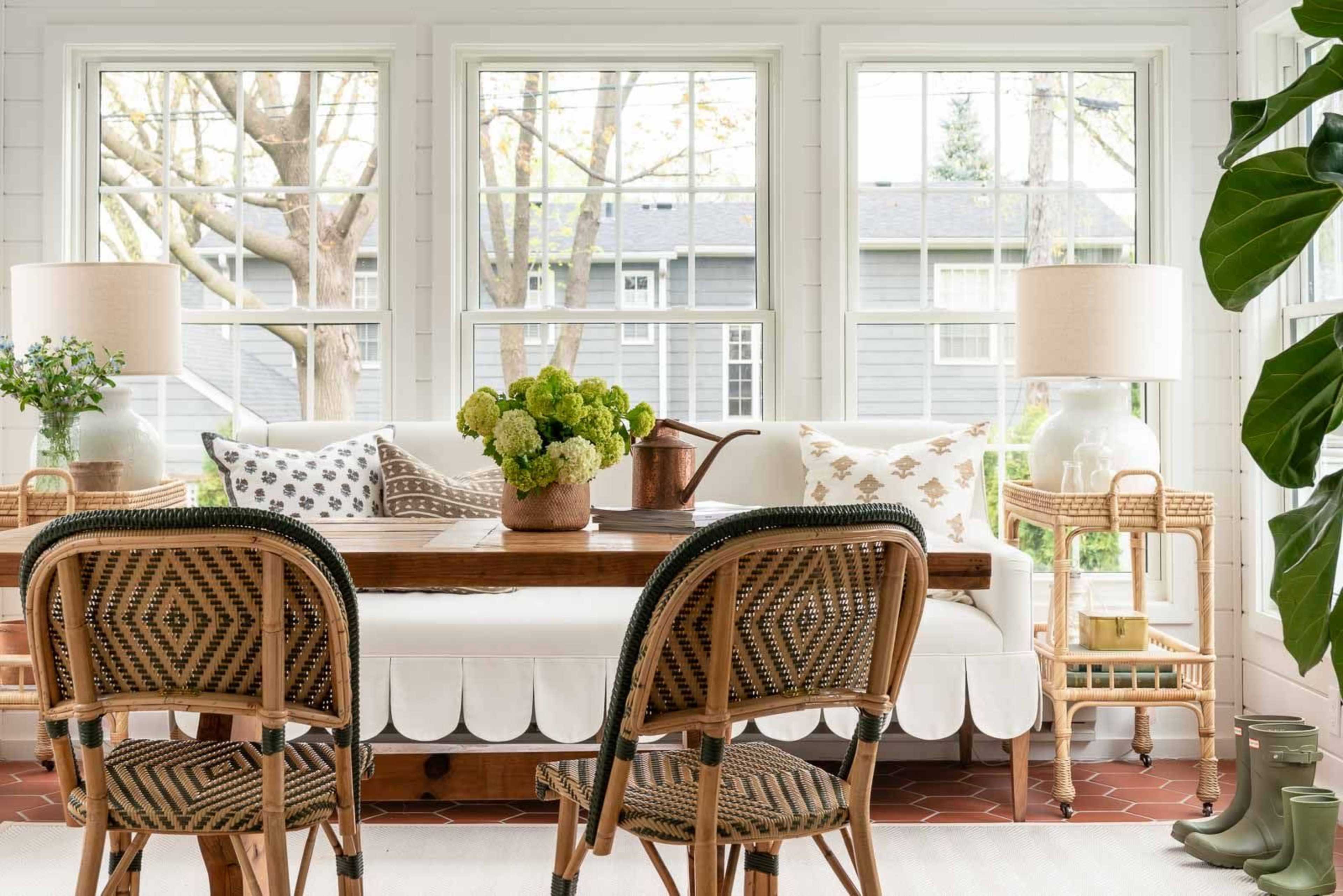 1940s Cape Cod with Freshly Renovated Traditonal Finishes Image in Arden Park, Minneapolis, MN