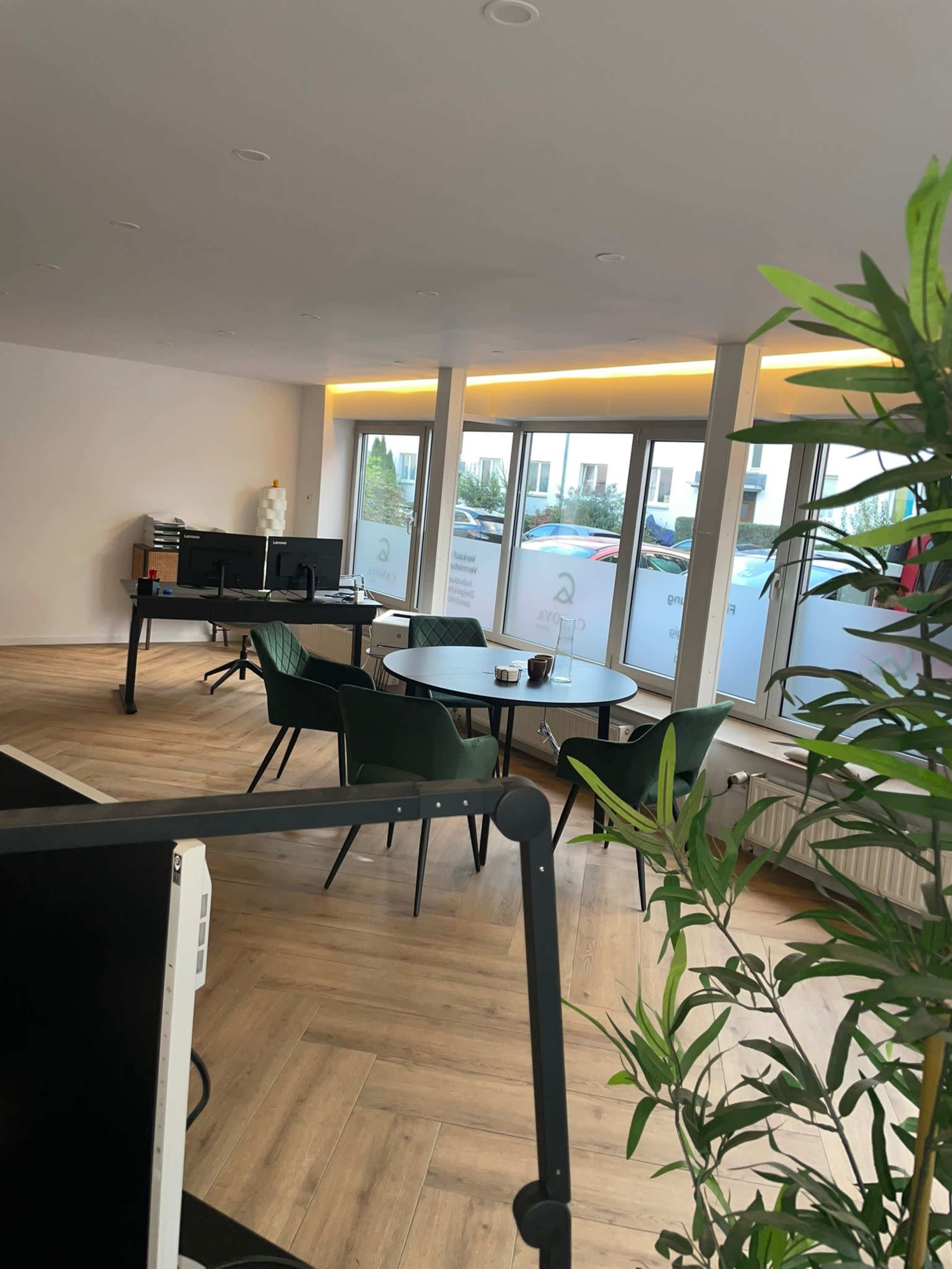 Tagesbüro für Hausverwaltungen, Coachings, Seminare – flexibel & professionell Image in Zollstock, Köln