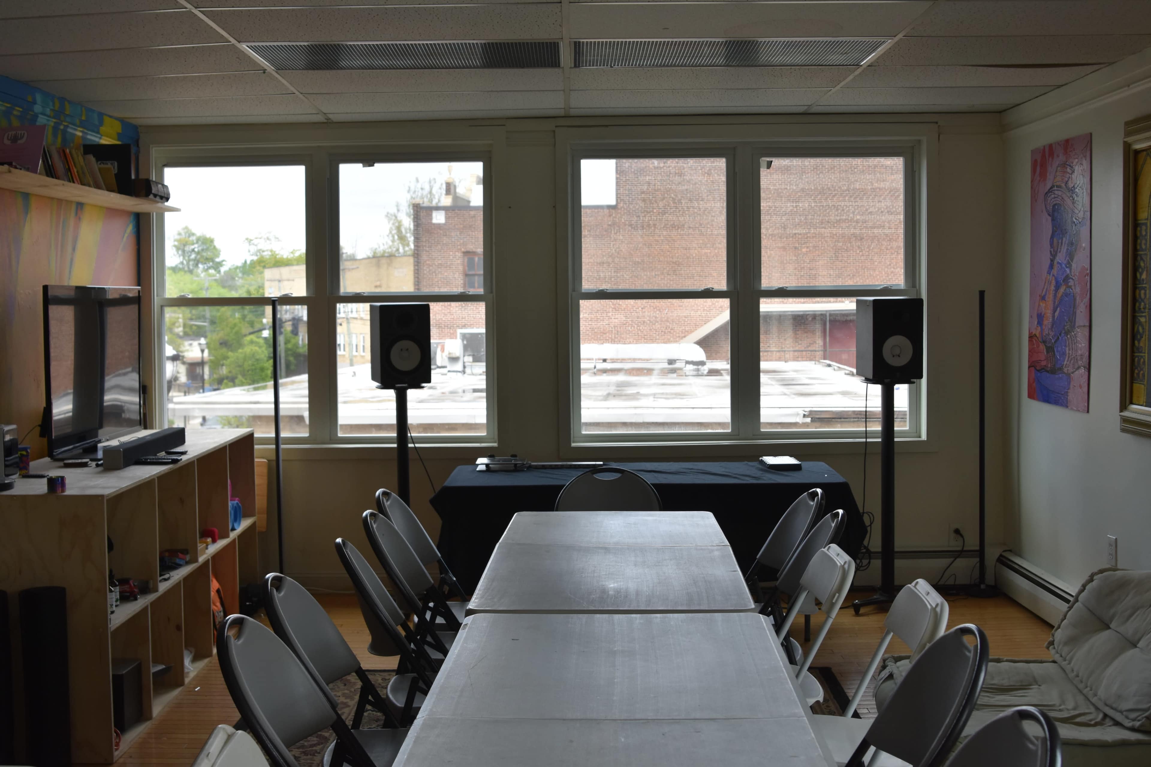 Naturally Lit Creative Studio and Pop-Up Space Image in Rahway, Rahway, NJ