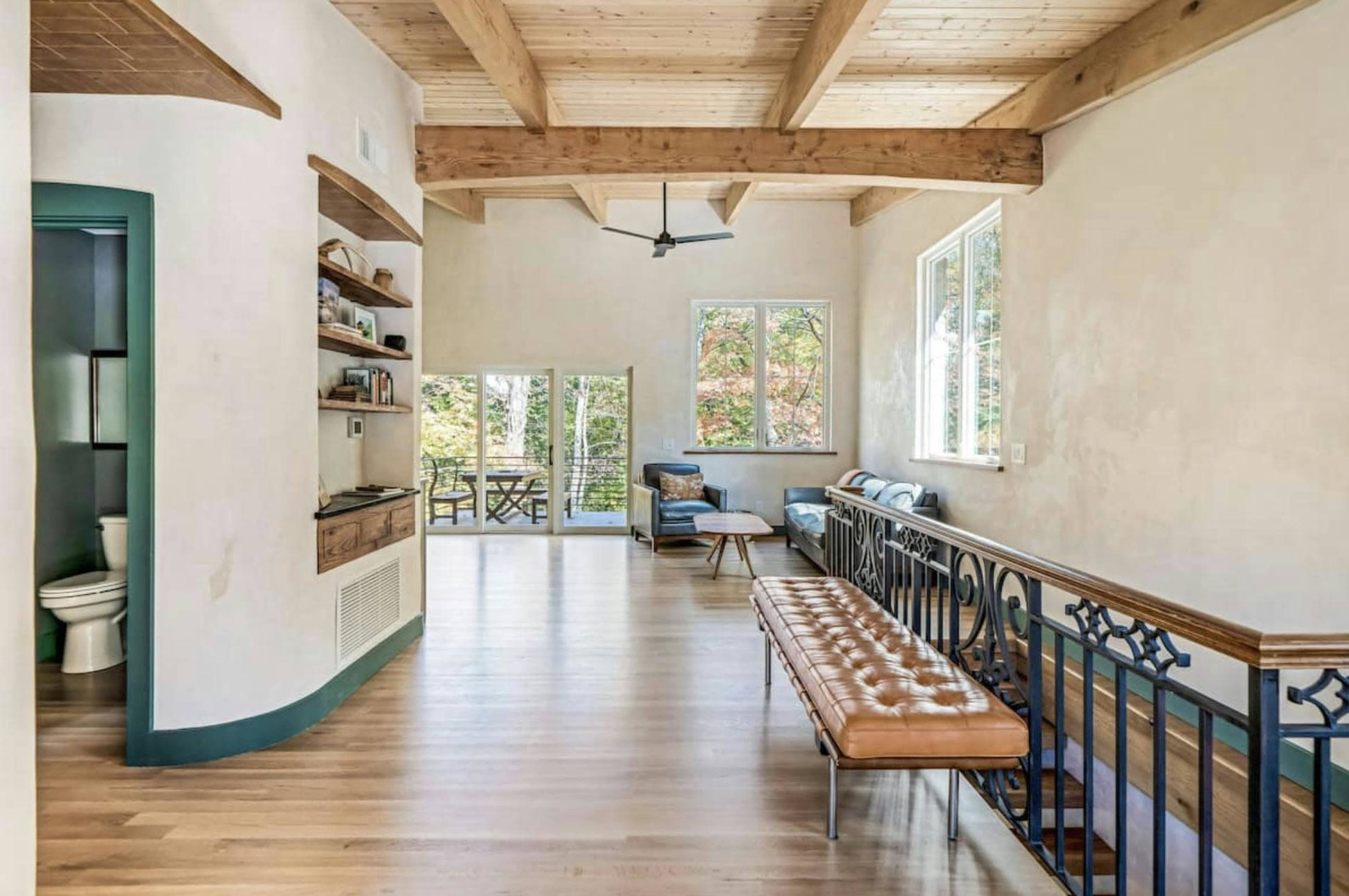 Modern Home - Wooded Oasis - Views Image in Scottsboro, Nashville, TN