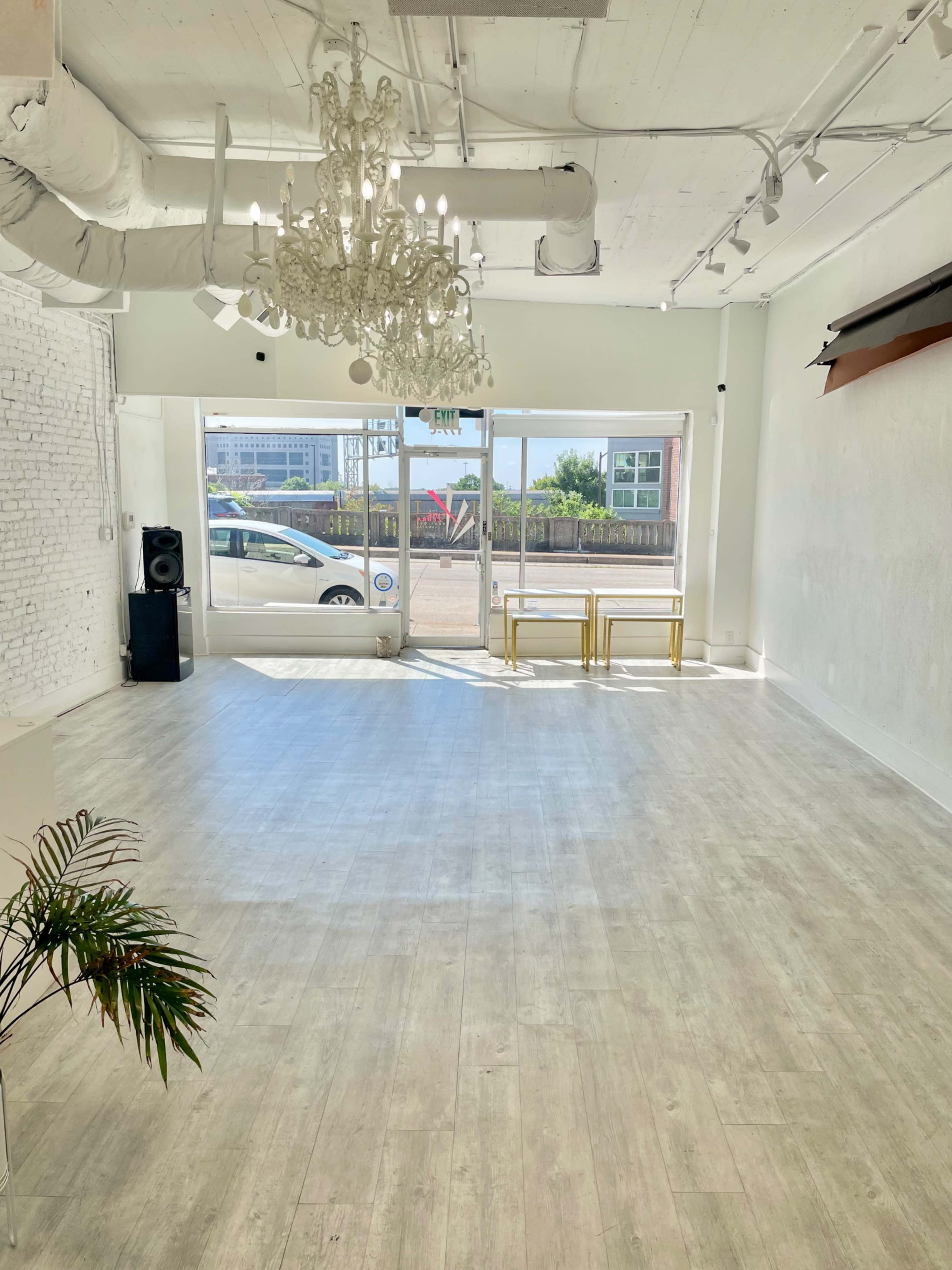 “Downtown Industrial/ Modern space with Natural light” Image in Downtown Atlanta, Atlanta, GA