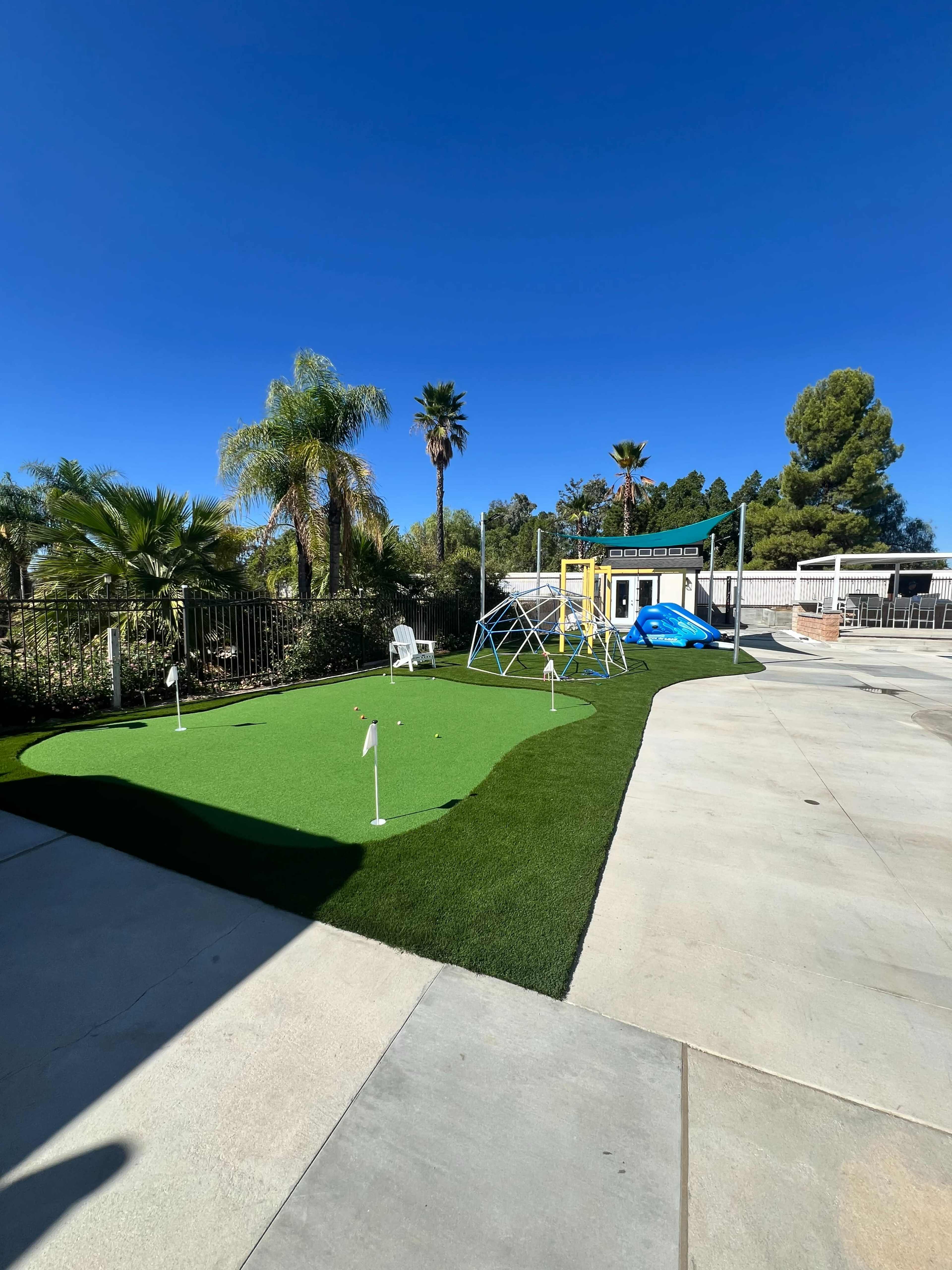 Estate Backyard Image in Mission Grove, Riverside, CA