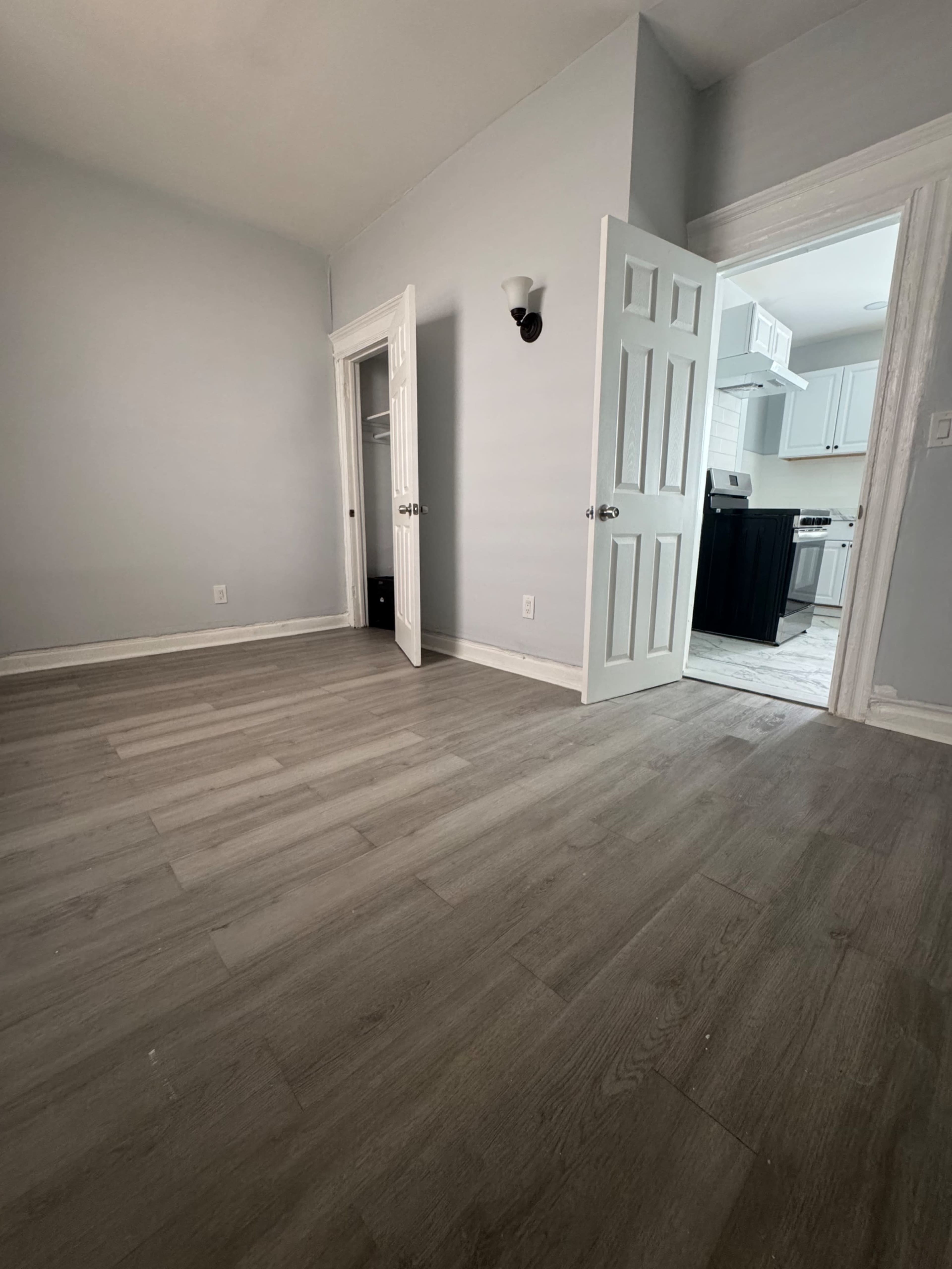 Urban Charm Meets Modern Living – Clean, Open, and Close to It All Image in Upper Clinton Hill, Newark, NJ