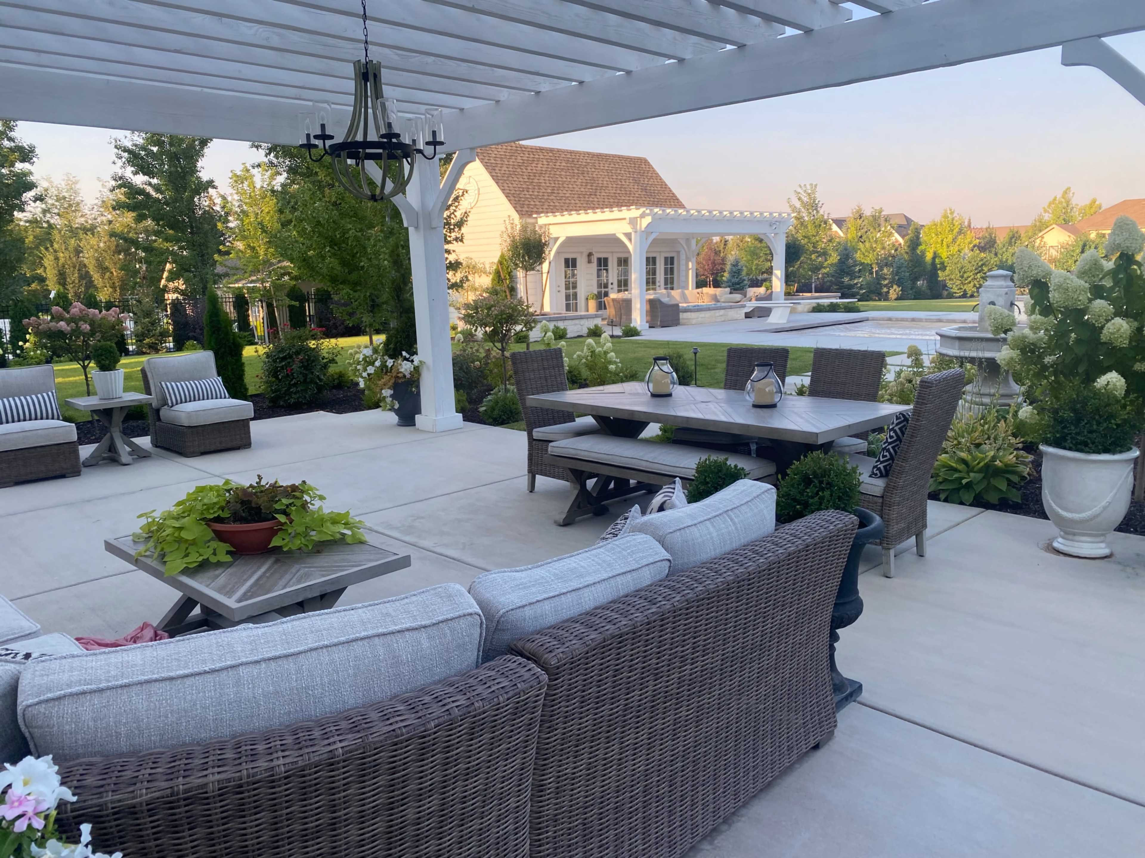 Stunning Alpine Yard and Pool Image in Alpine, Alpine, UT