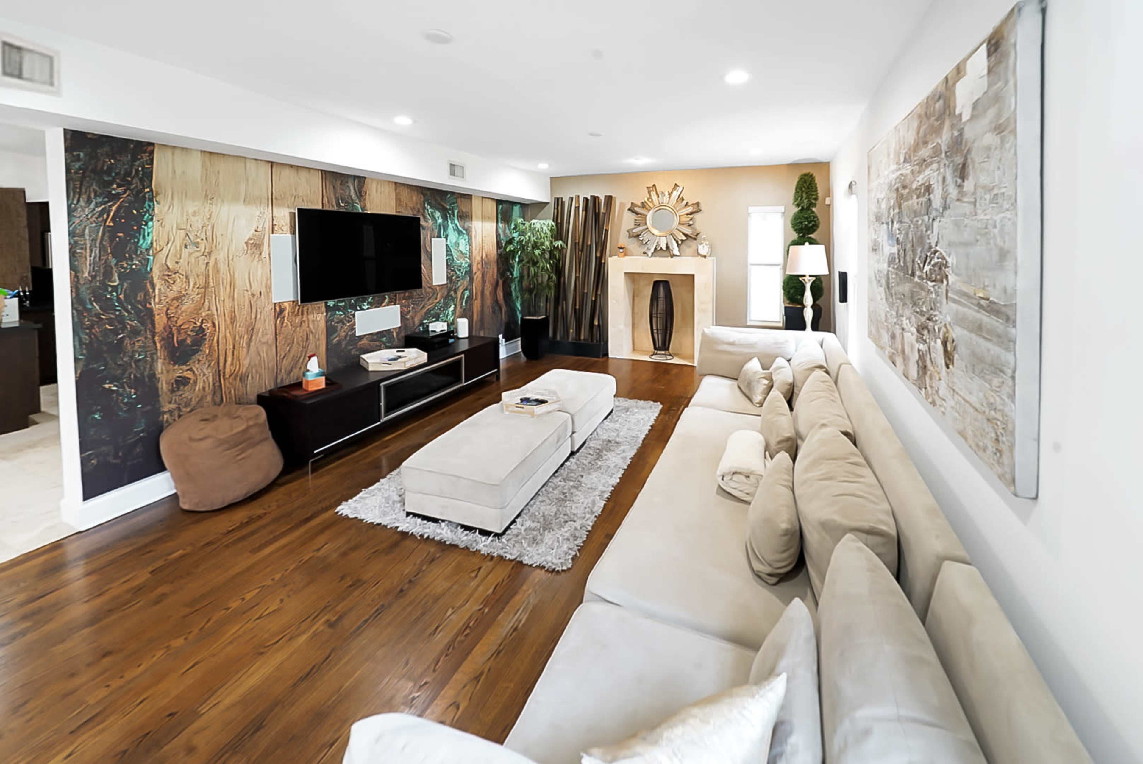 Casa de Las Olas – Waterfront Charm in Ft. Lauderdale Image in East Fort Lauderdale, Fort Lauderdale, FL