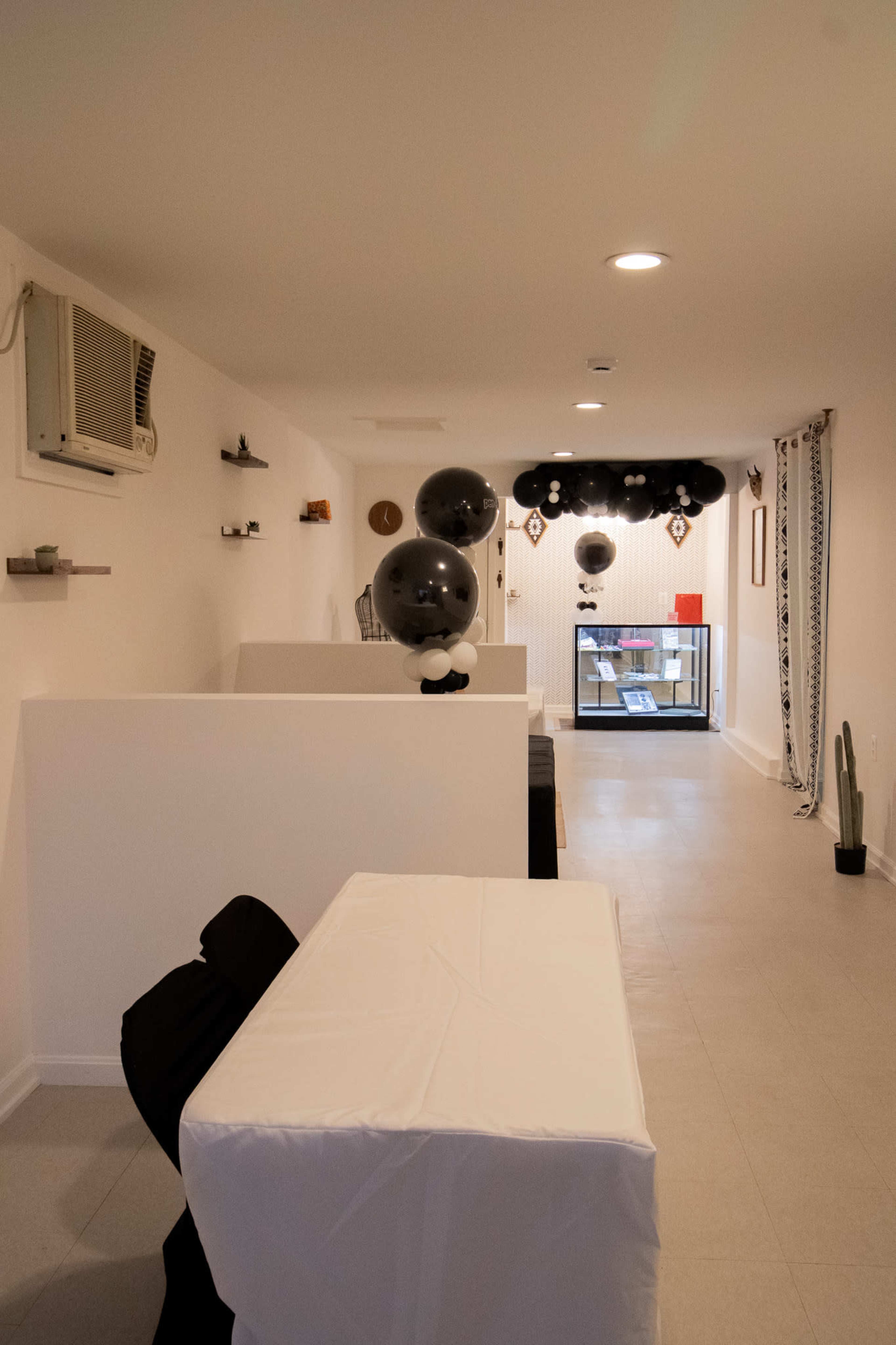 Mainstreet Chic Storefront Image in Mount Rainier, Mount Rainier, MD