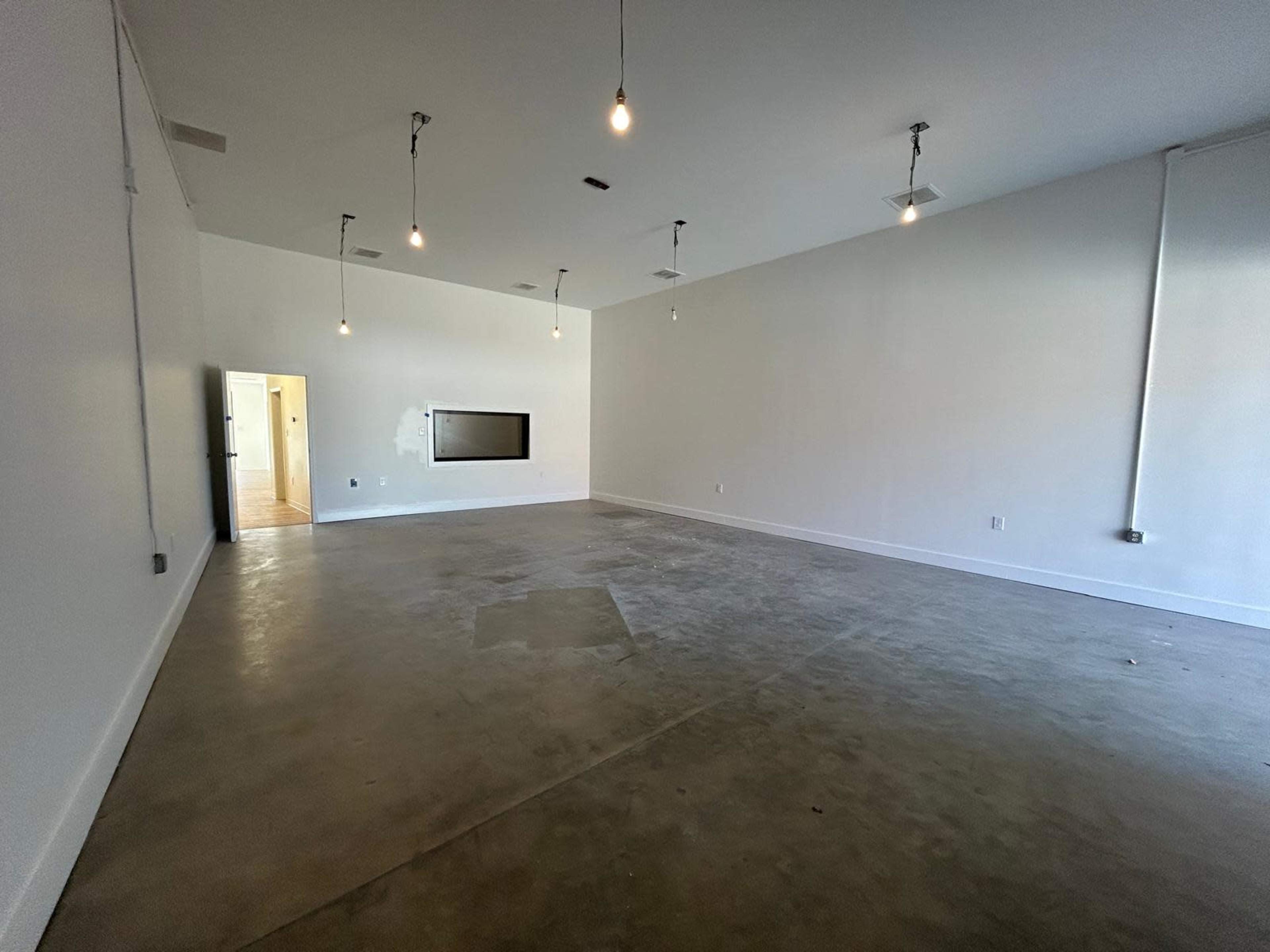 Modern Industrial Flex Suite — Office, Kitchen, 2 Baths + Quiet Climate-Controlled Warehouse Image in Oakdale South, Charlotte, NC