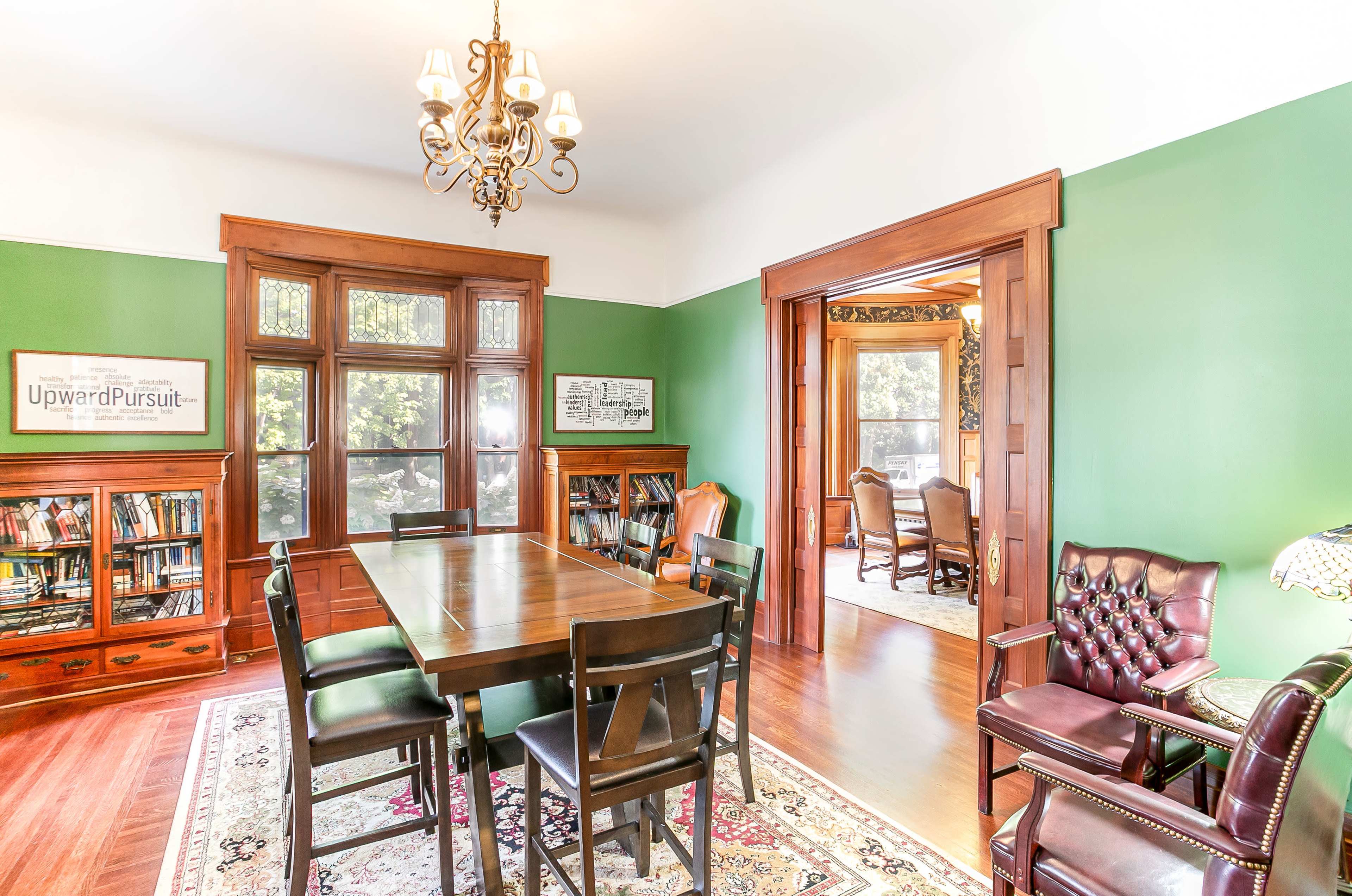 Historic Mansion, Heart of Newport. Image in Mansion Hill, Newport, KY