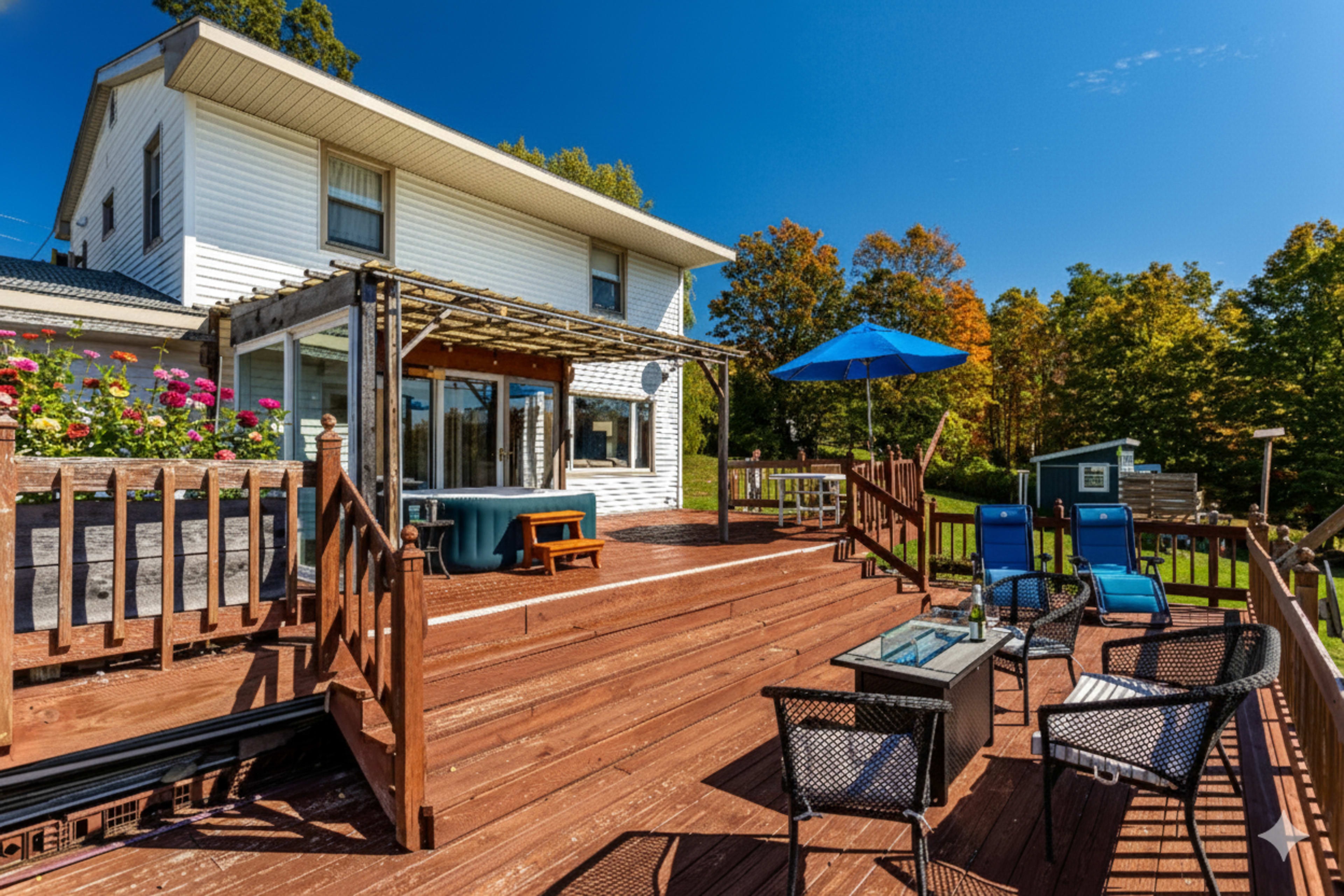 Country Home with 3 Additional Unique Tiny Houses and Barn Image in , Preston Hollow, NY