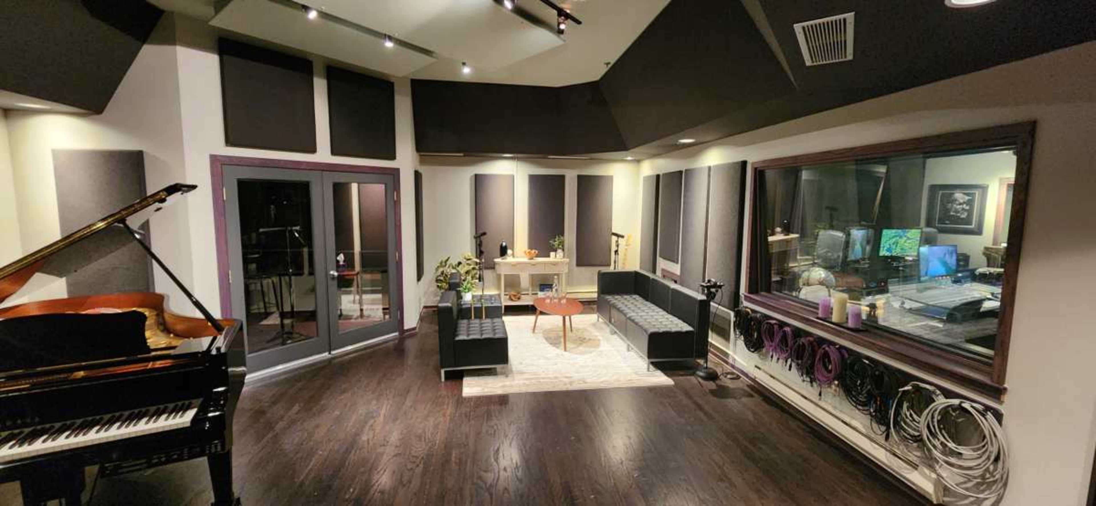Beautiful Recording Studio + Piano room options in Boulder, CO - STUDIO A Image in Boulder, Boulder, CO