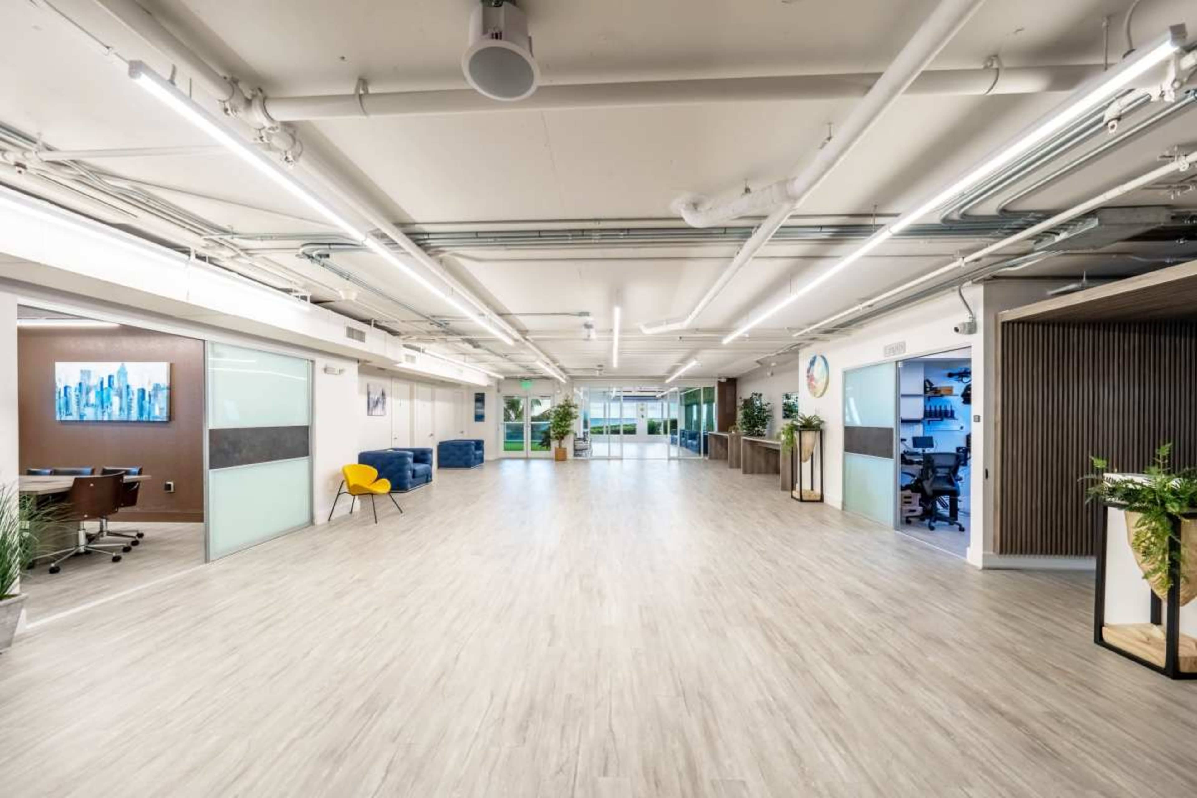 Unique Luxury Beach Front  Meeting Space - FULL VENUE Image in Hallandale Beach, Hallandale Beach, FL