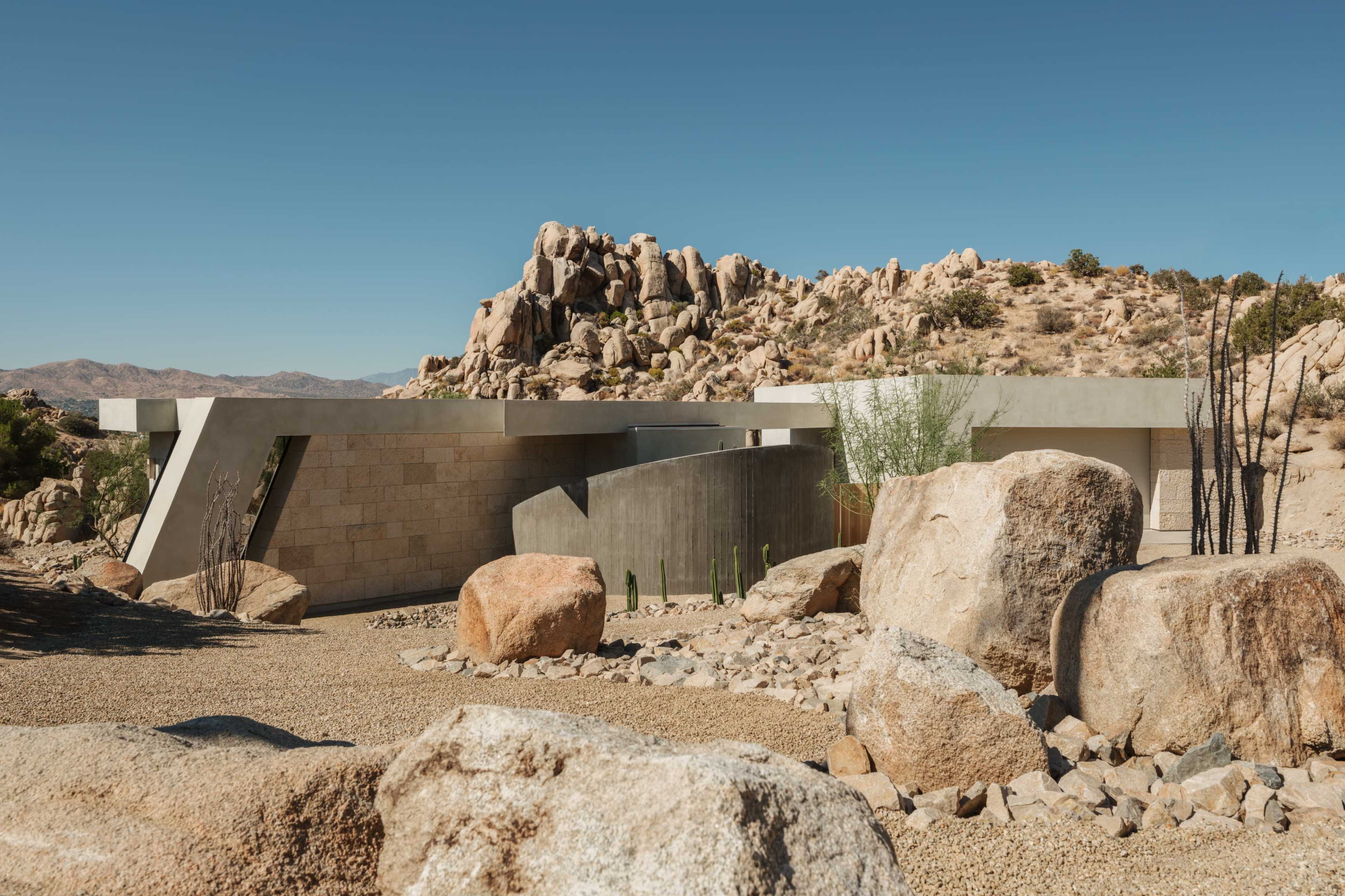 Maman Image in Yucca Valley, Yucca Valley, CA