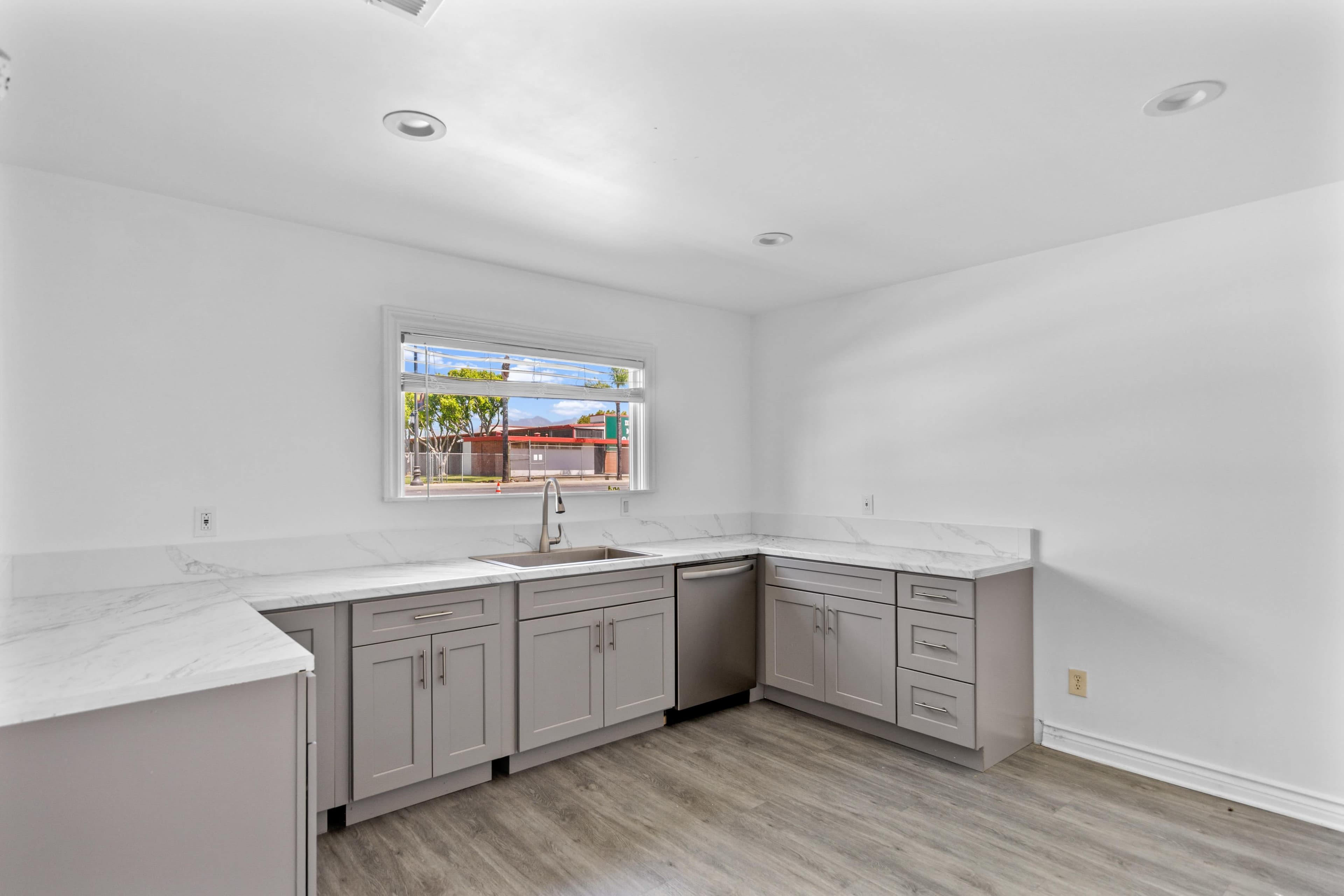 Spacious Warehouse & Office Space for Film, Photo & Meetings ⭐ Image in South El Monte, South El Monte, CA