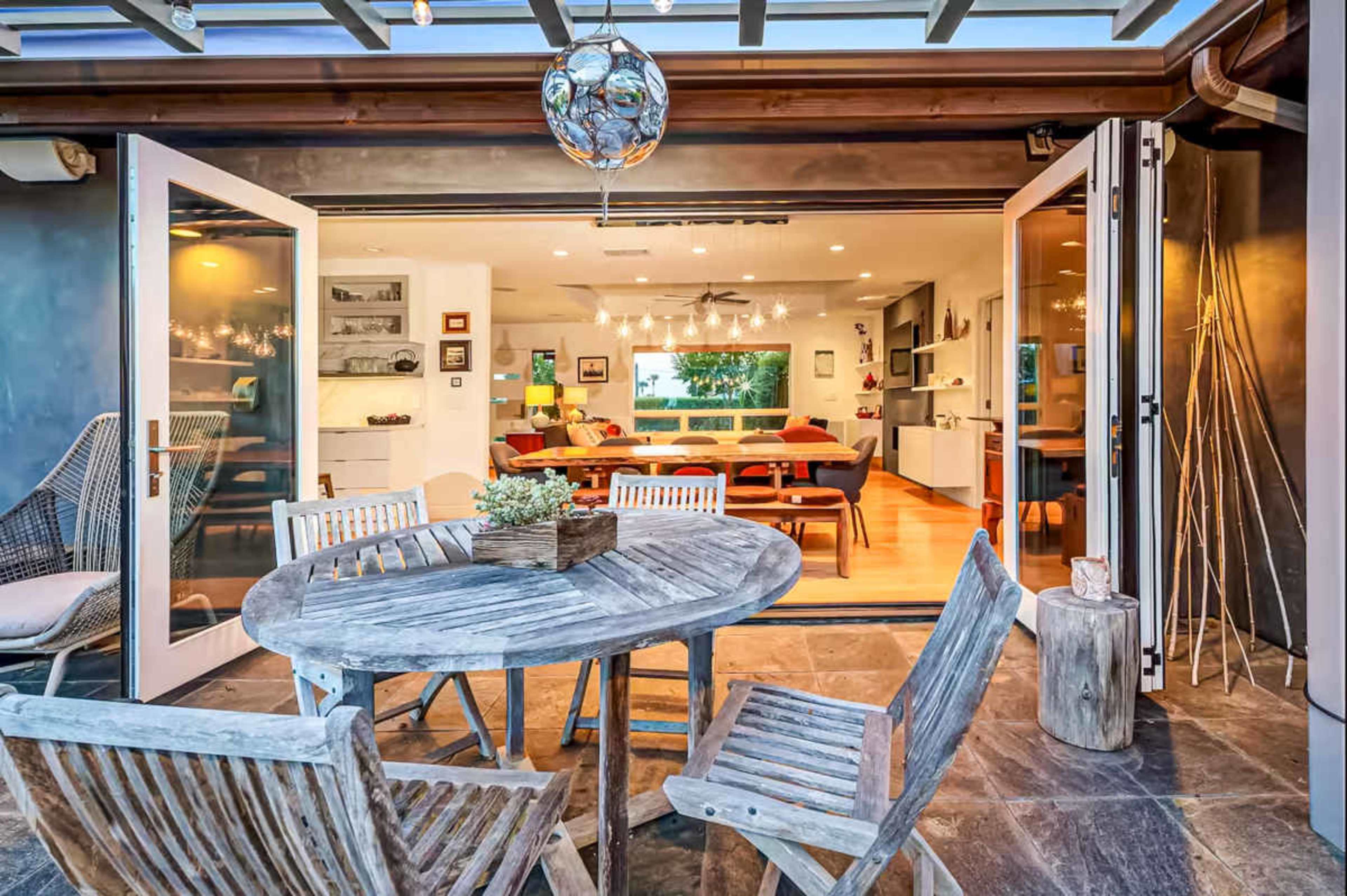 Coastal Encinitas Bungalow — Bright, Stylish & Perfect for Shoots Image in Leucadia, encinitas, CA