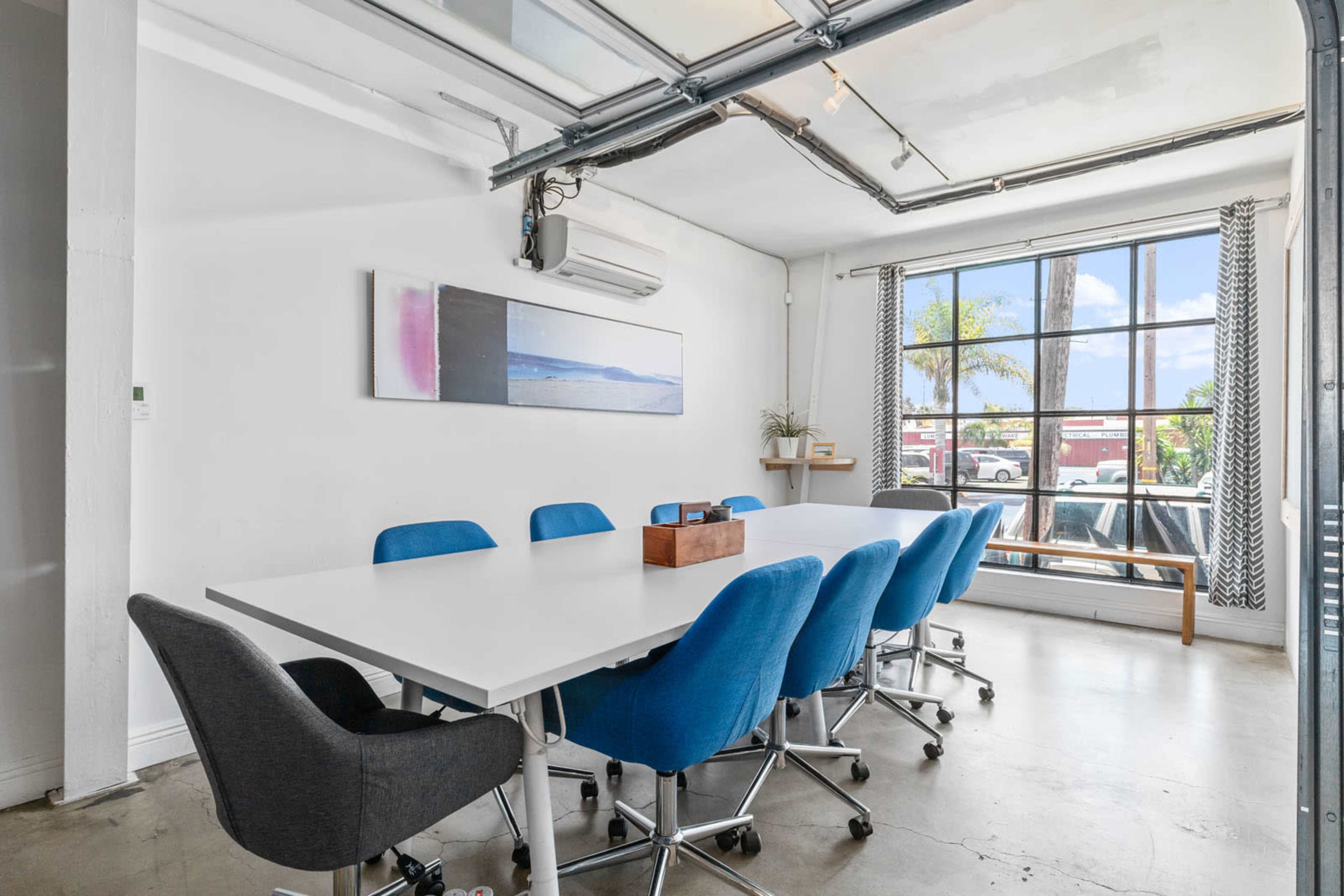 Urban refurbished warehouse+loft, with modern amenities and a bright conference room Image in , Santa Barbara, CA