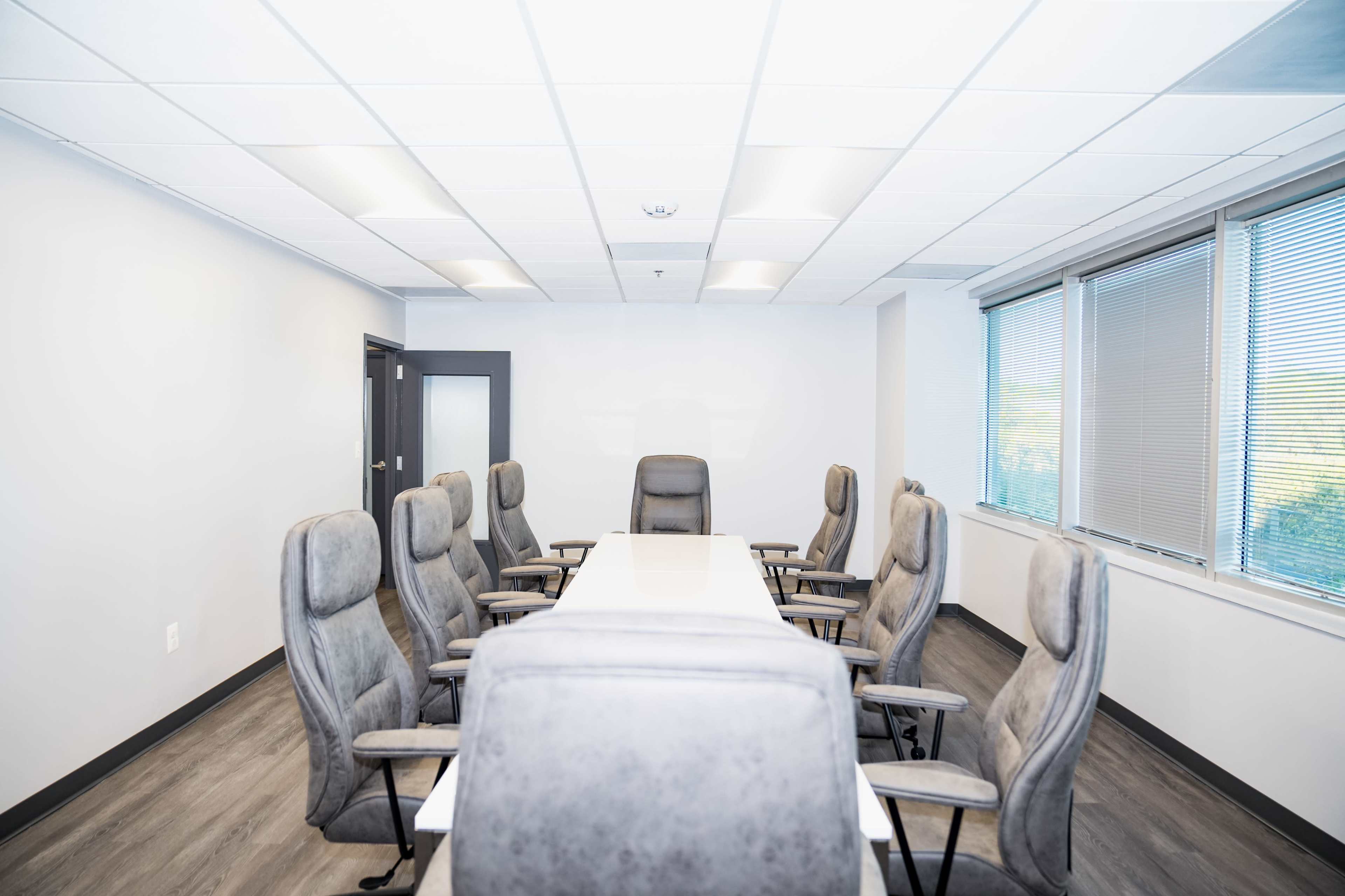 Large 10 Person Conference Room (Columbia 2) Image in Columbia, Columbia, MD