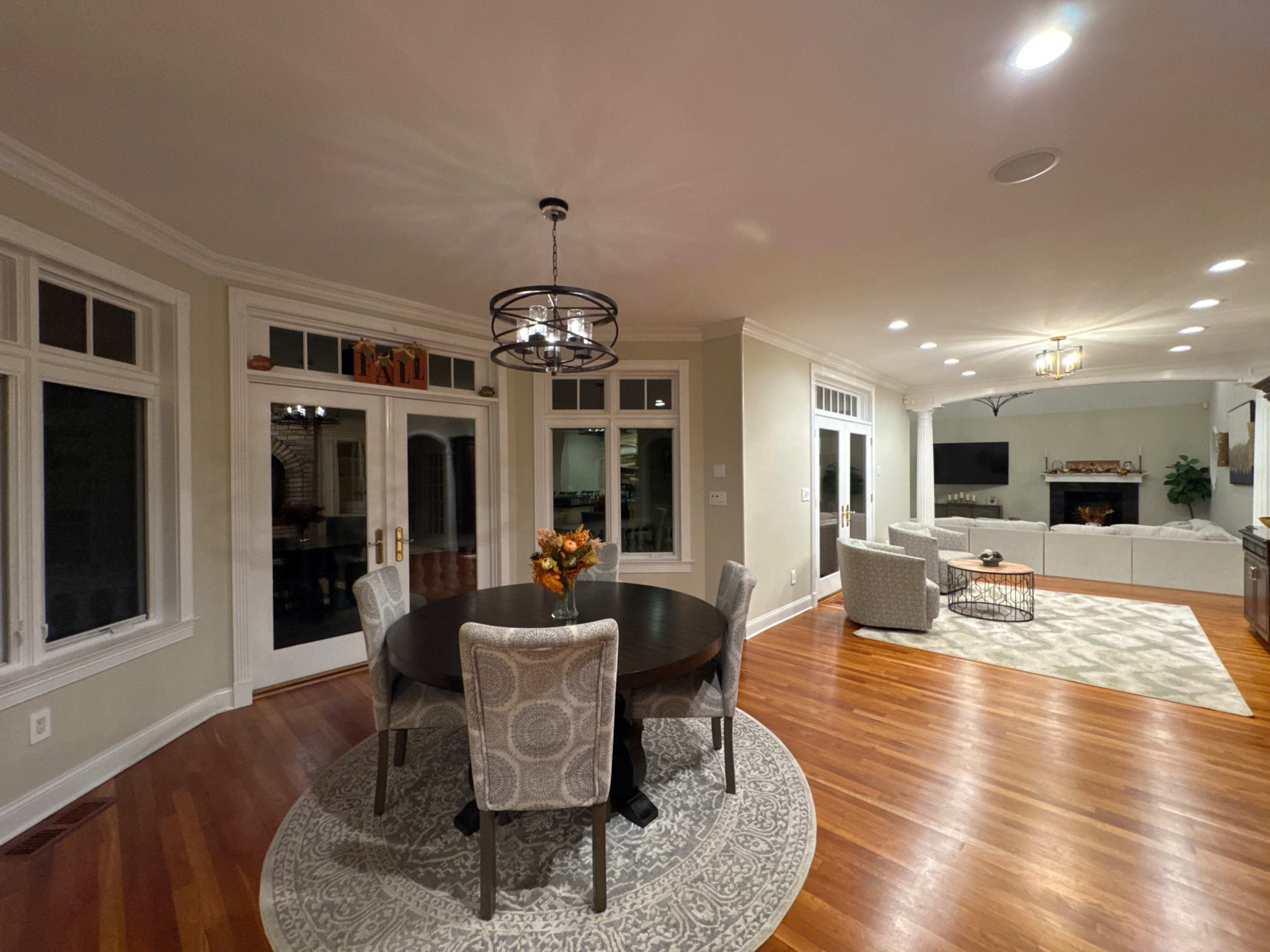 Exquisite neighborhood on the shoreline of CT Image in Guilford, Guilford, CT