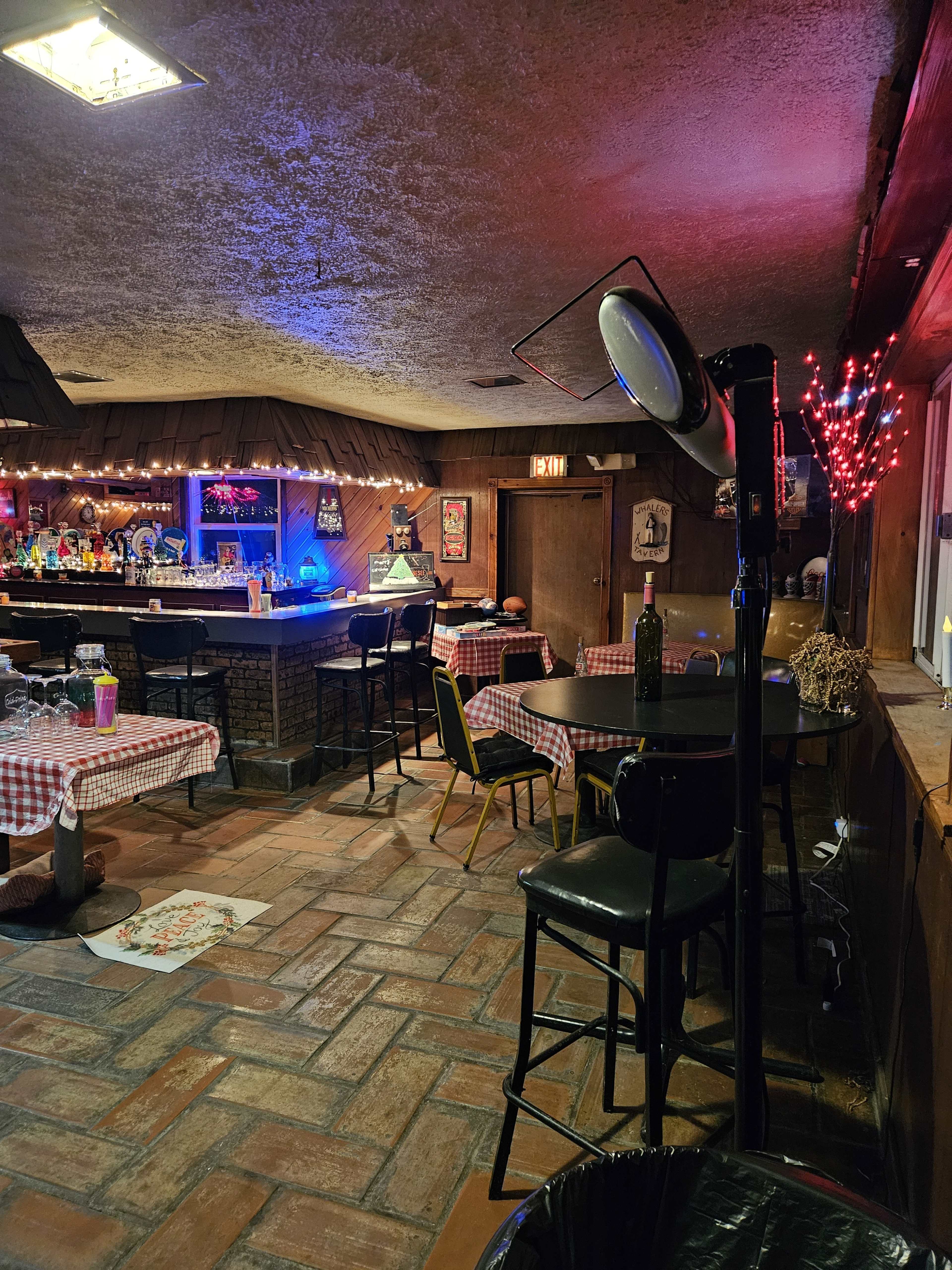 Bar restaurant in country Image in Gainesville, Silversprings, NY