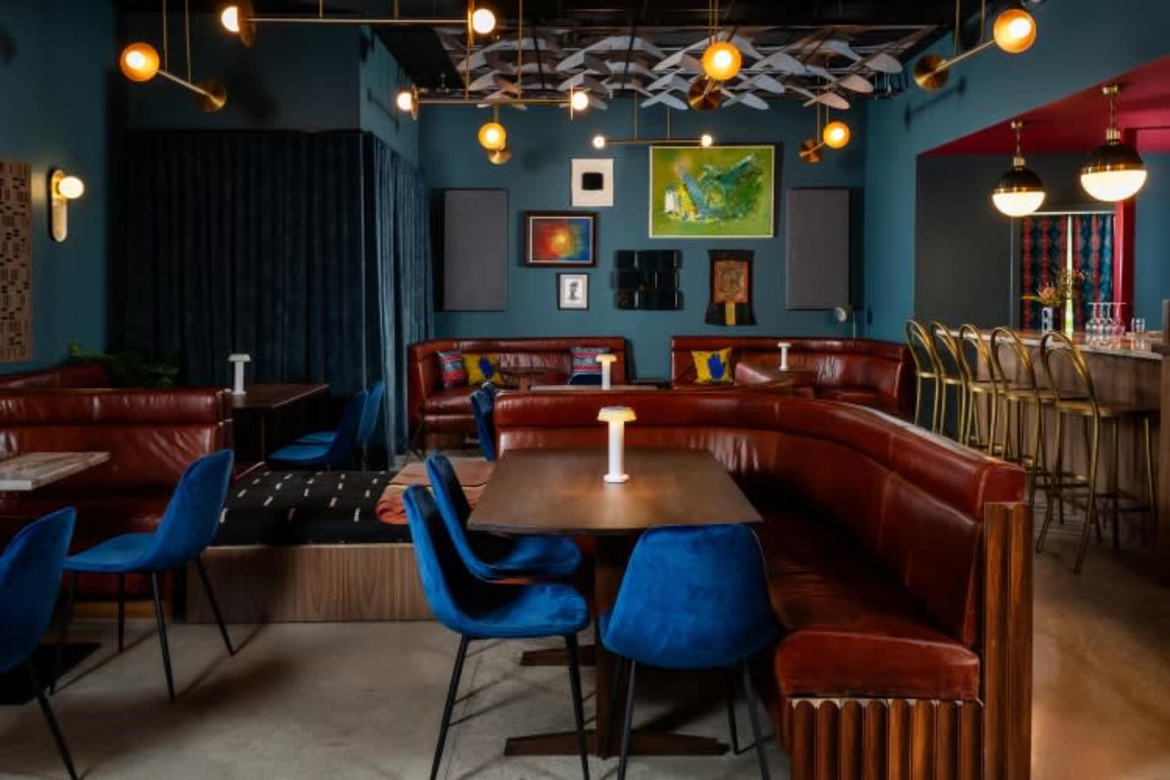 Cozy High Fidelity Listening Room and Wine Bar Image in Avondale Estates, Avondale Estates, GA