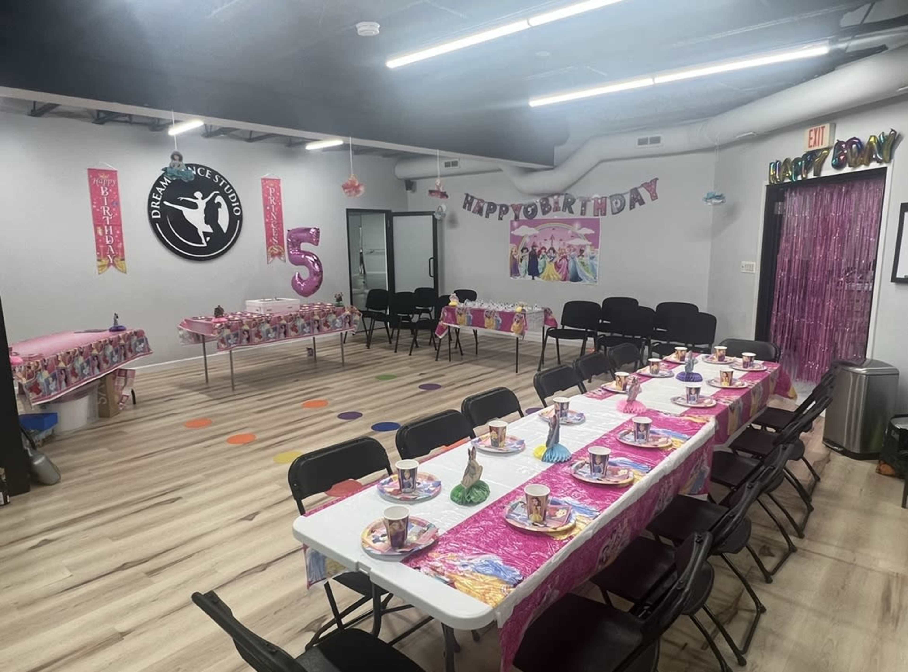 Spacious and Modern Event Space for Parties, Classes, and Gatherings Image in Greenburgh, Elmsford, NY