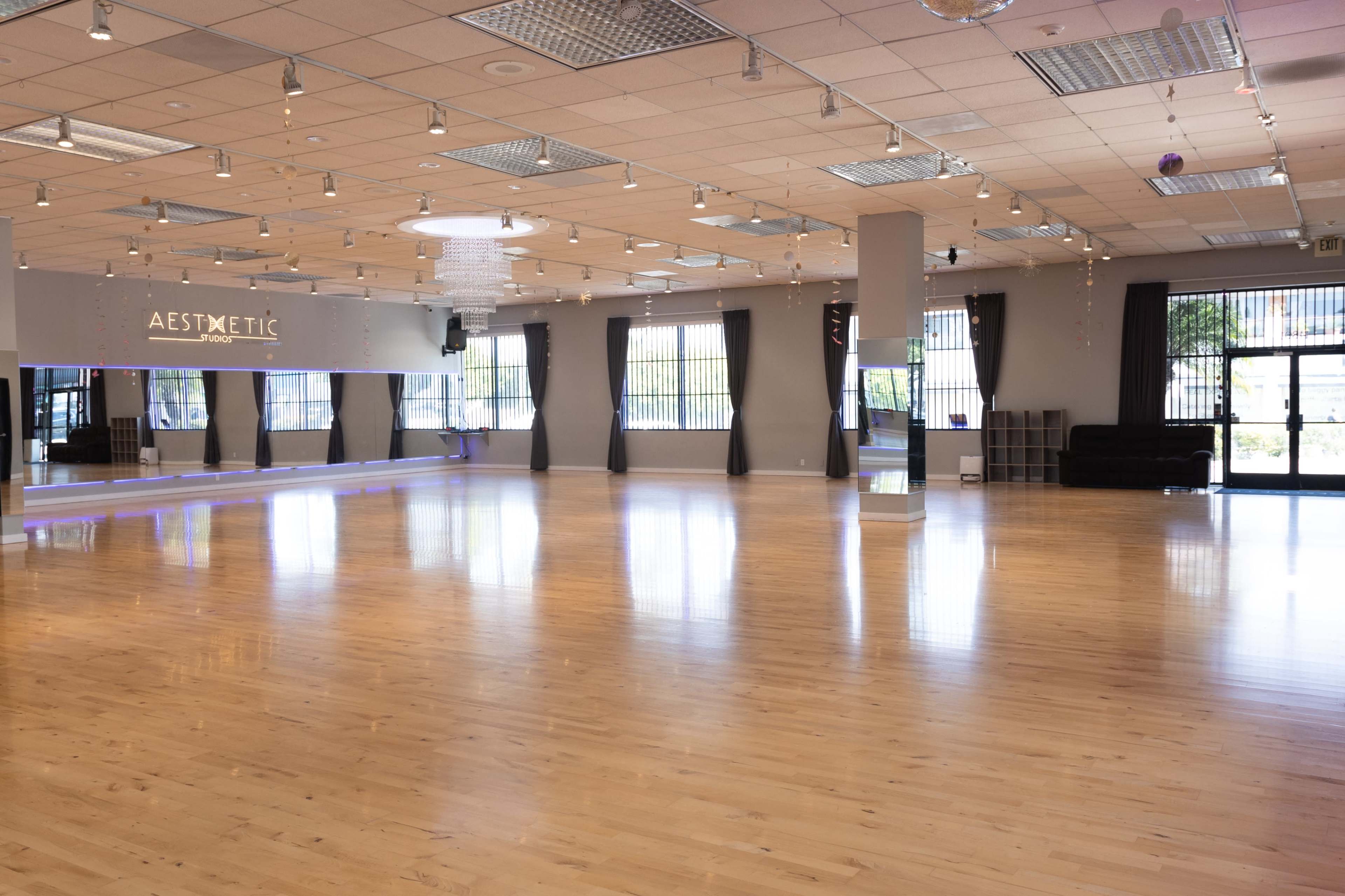 Dance, Fitness, Yoga Studio Image in Sherman Oaks, Los Angeles, CA