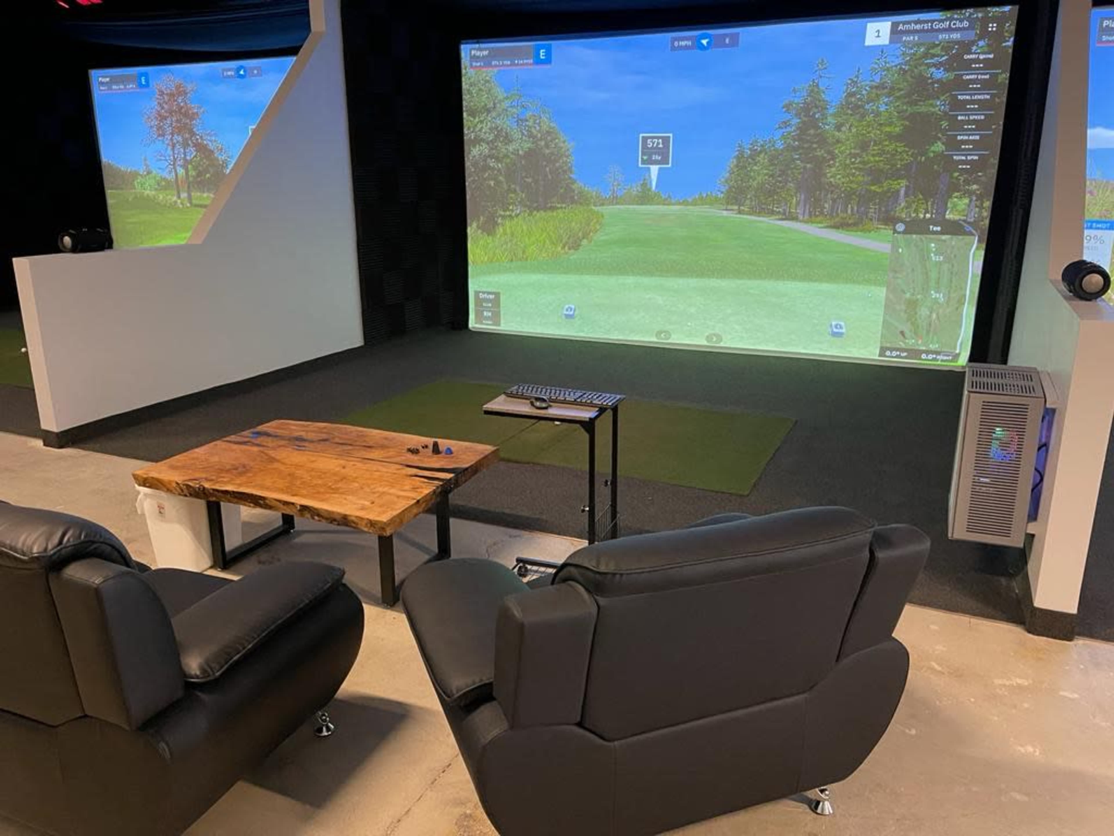 Modern Indoor Golf Studio with a Stylish Industrial Vibe Image in Orangeville, Orangeville, ON
