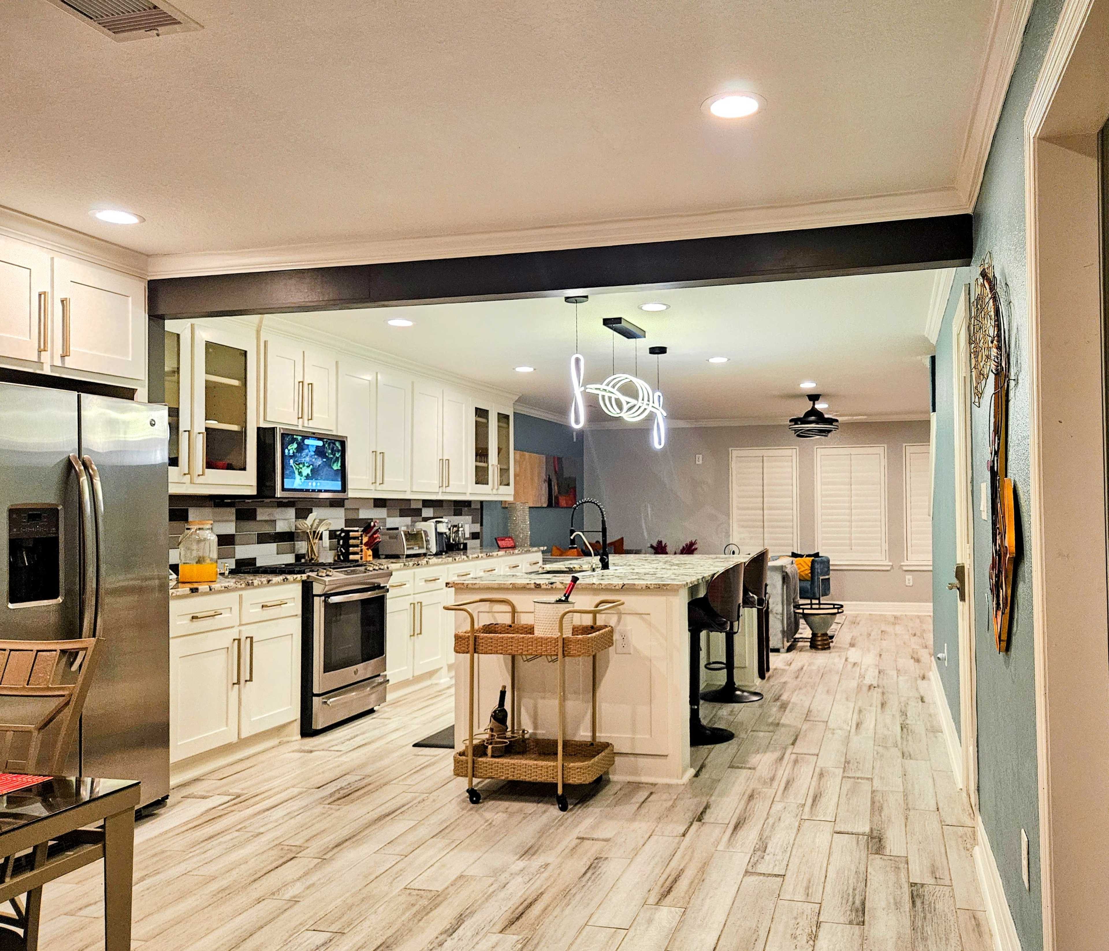 Open Concept Suburban Home Image in , Rosenberg, TX