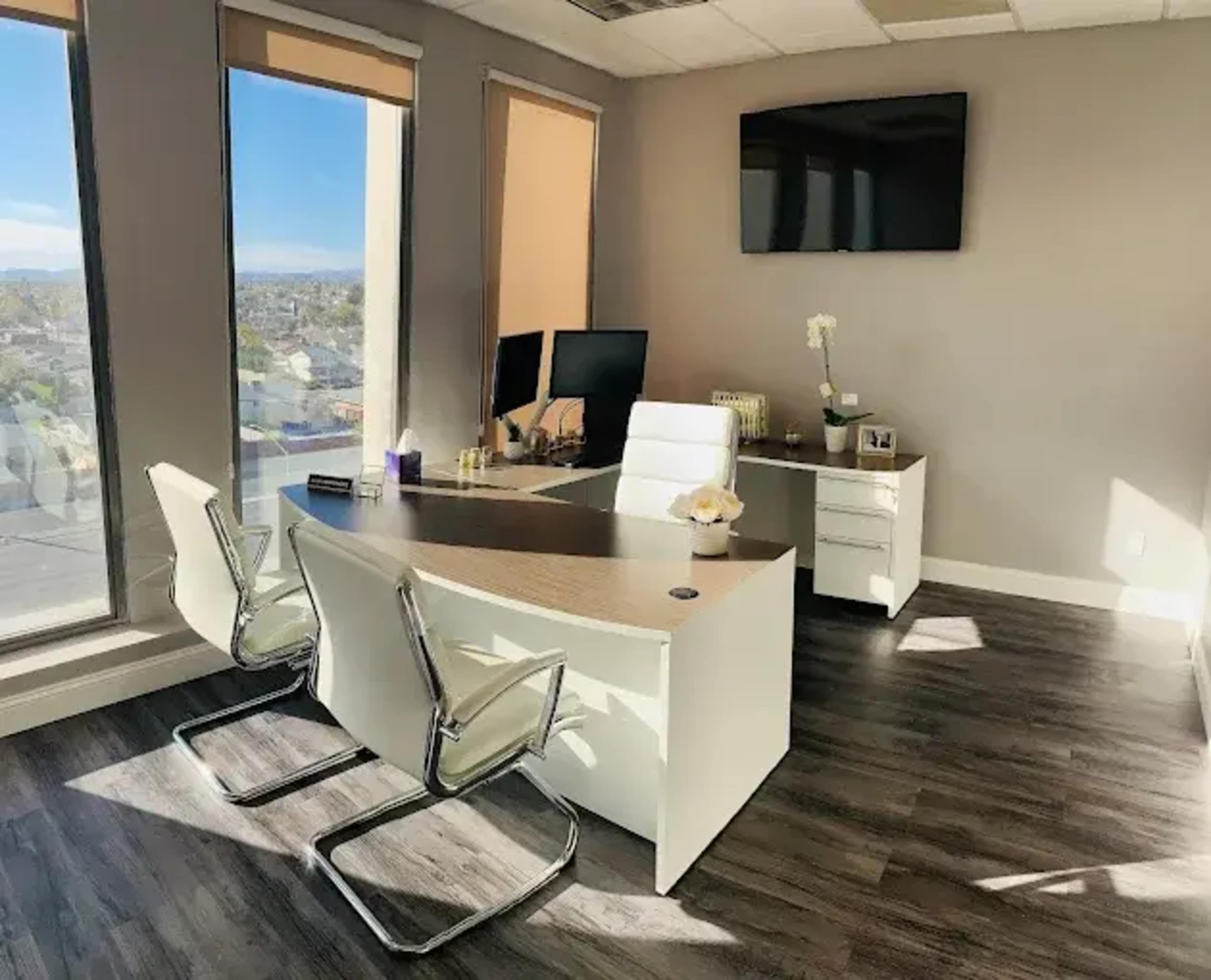 Furnished Office with Panoramic Window Wall Views Image in Charleston, Las Vegas, NV