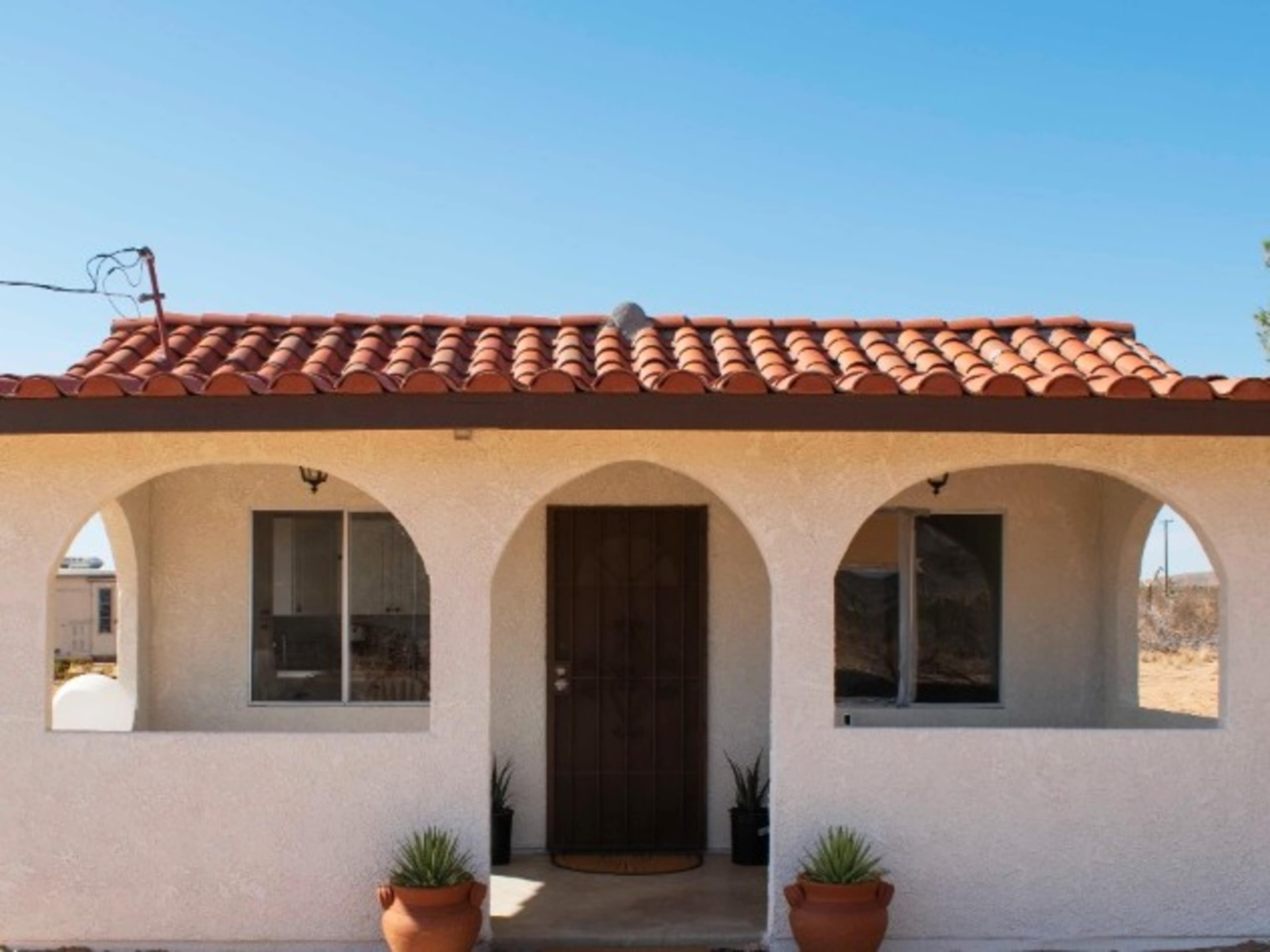 House (Exterior + Interior + Bathroom)