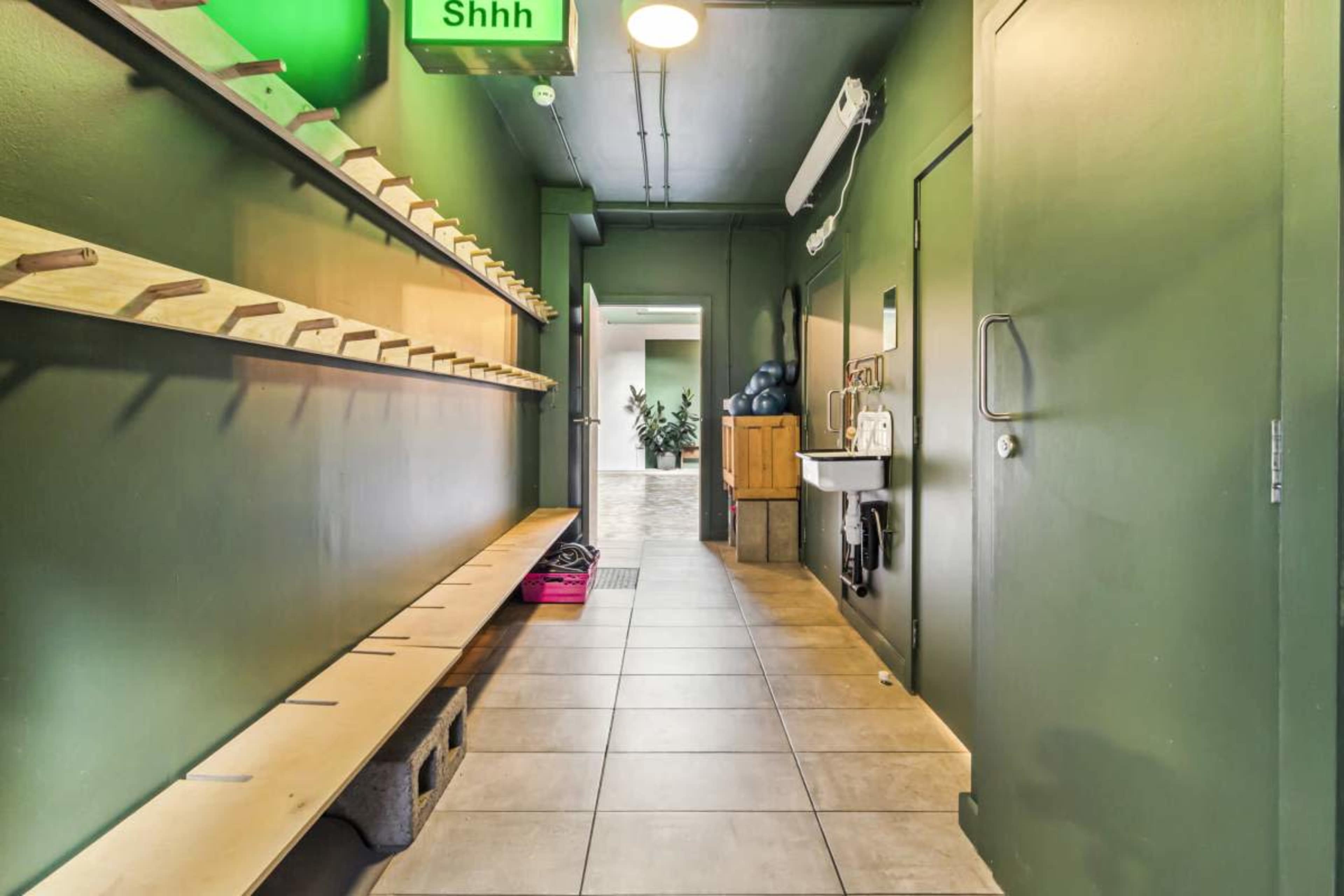 Industrial, bright and open yoga studio in East London Image in Hackney, London, 