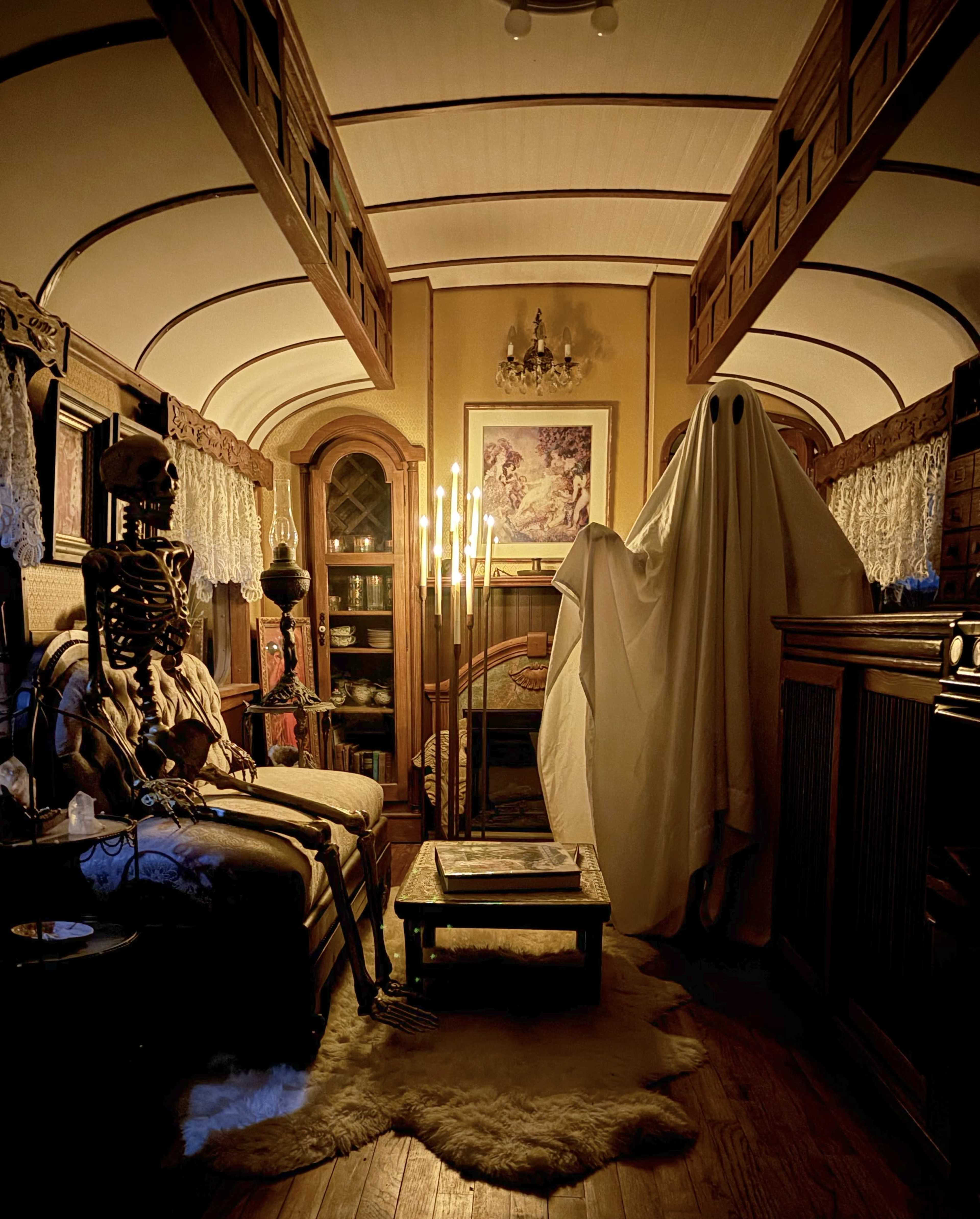 1920s Victorian Caravan | Moody Gothic Desert Photoshoot Location Image in Joshua Tree, Joshua Tree, CA