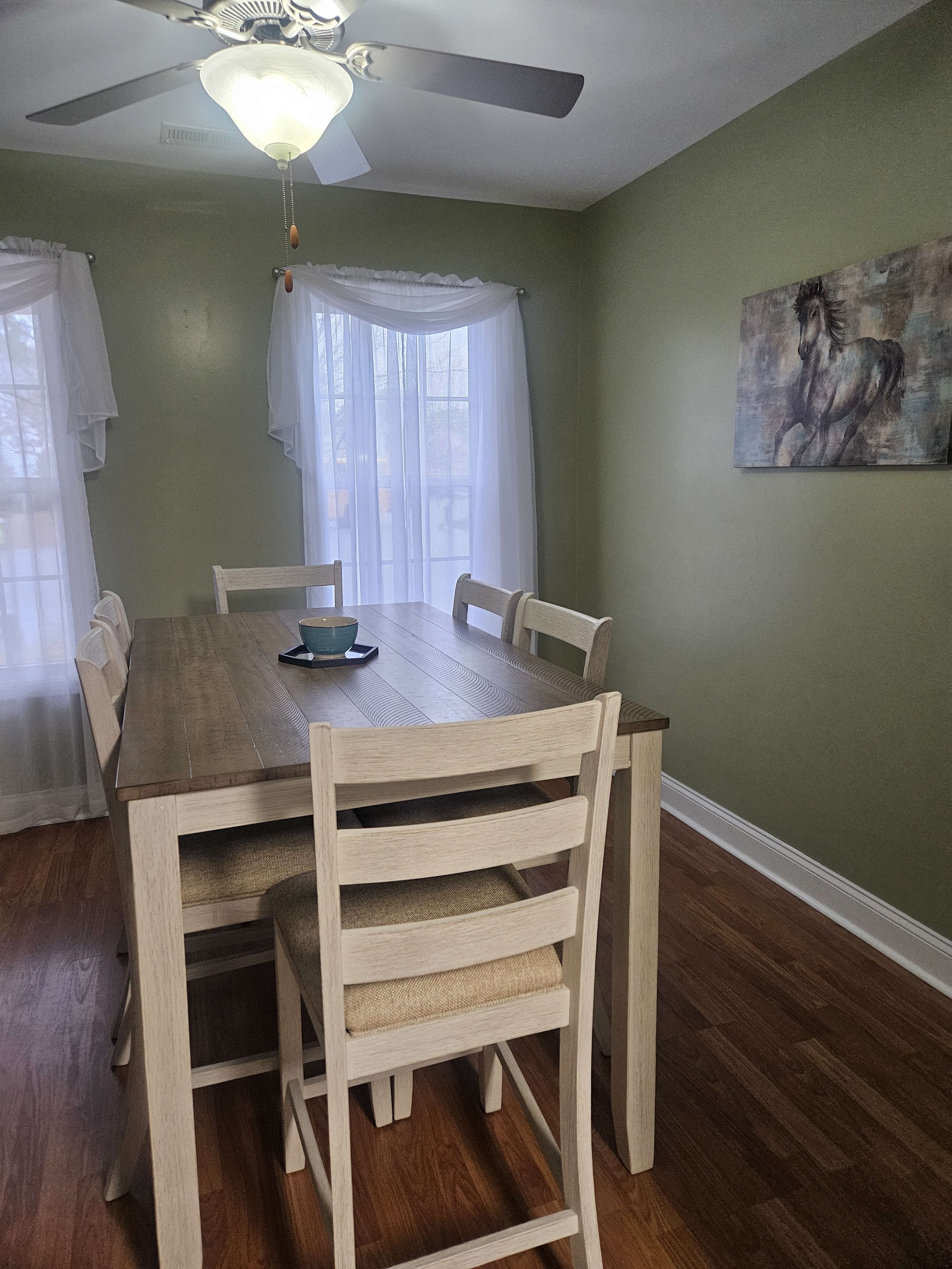 Versatile 4BR Home in Leland, NC – Ideal for Productions & Events Image in Birch Creek, Leland, NC