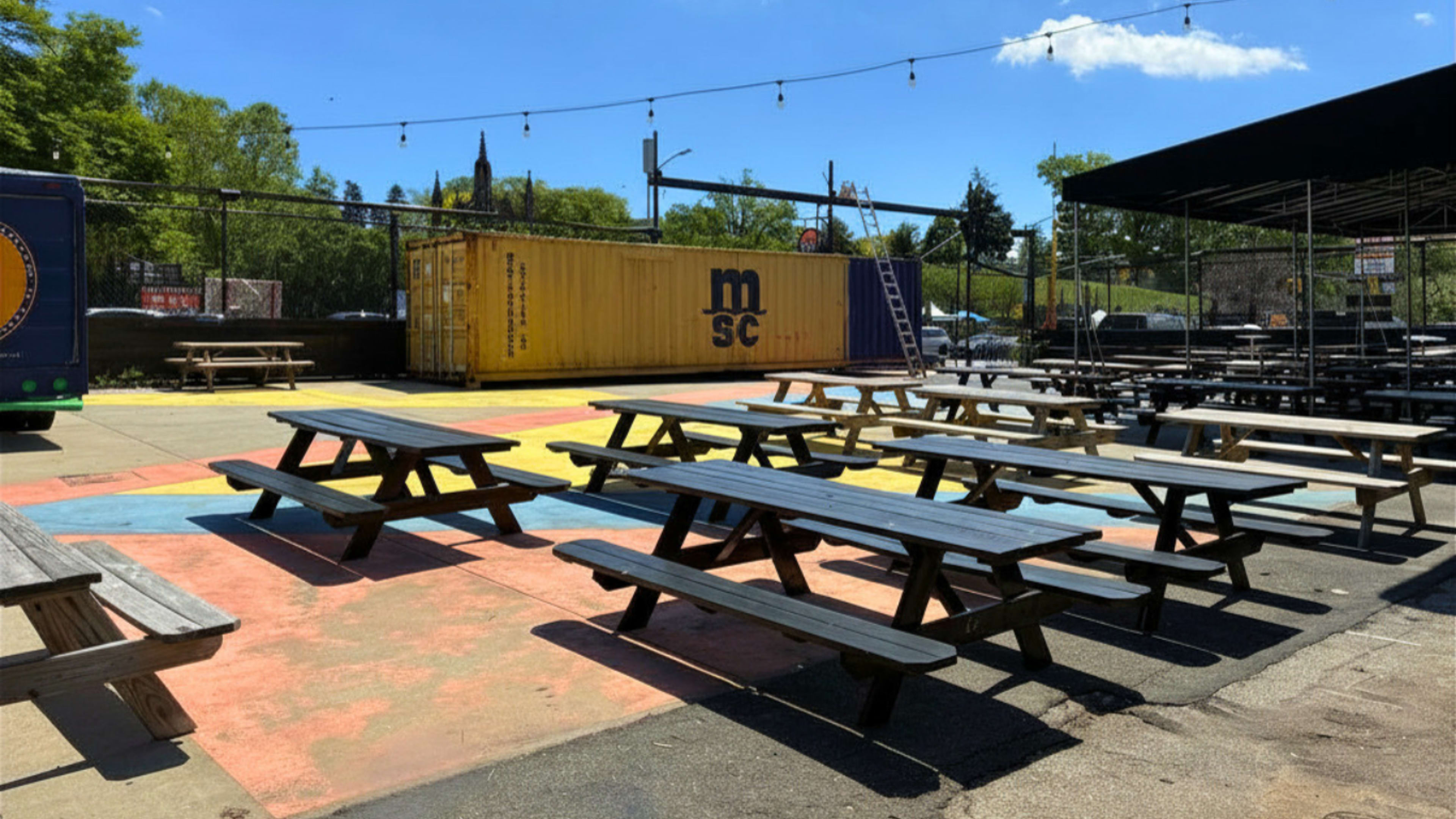 Massive 10,000 Sq Ft Indoor/Outdoor "Backyard" with Food Truck & Billiards Image in Sunset Park, Brooklyn, NY