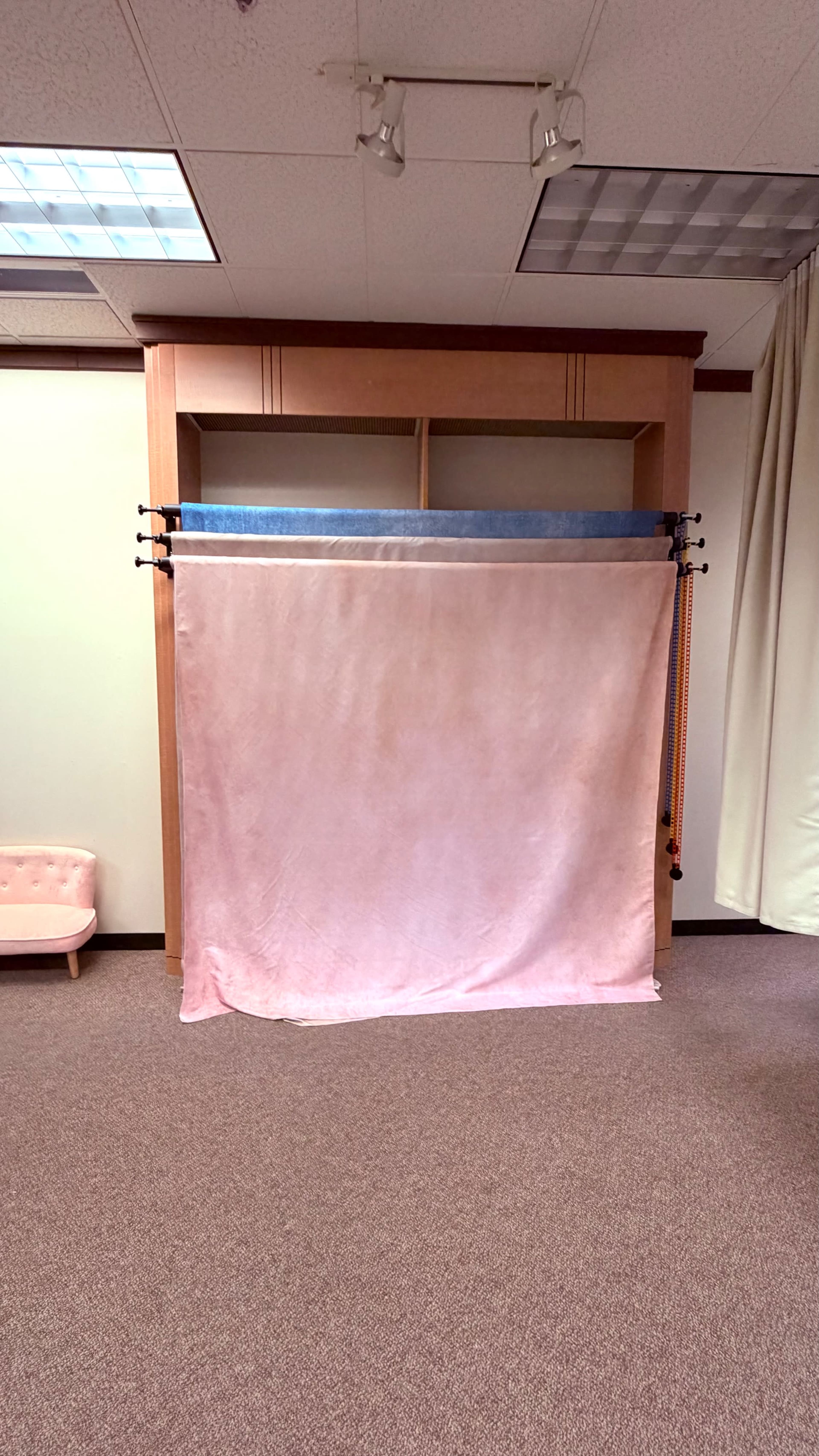 Pink backdrop for photoshoots Image in Applewood, Lakewood, CO