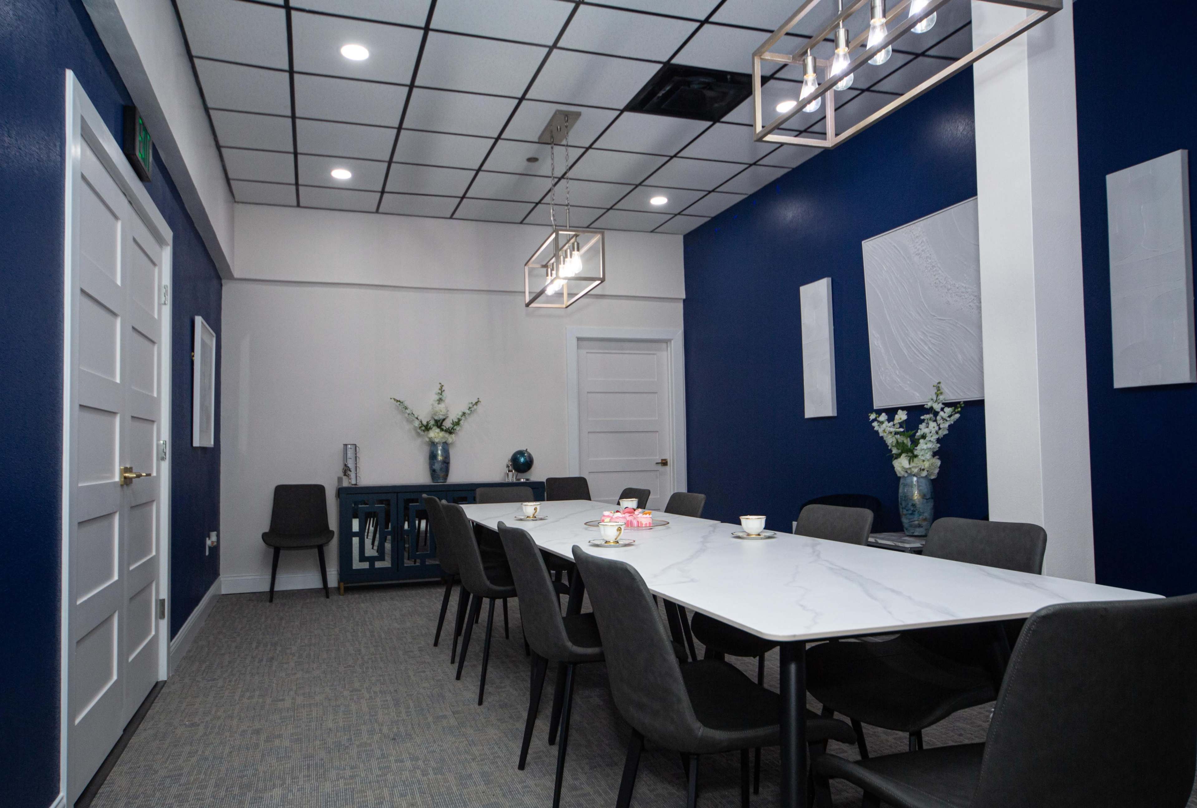 Westchase Boardroom located inside a Tearoom Image in Briar Forest, Houston, TX