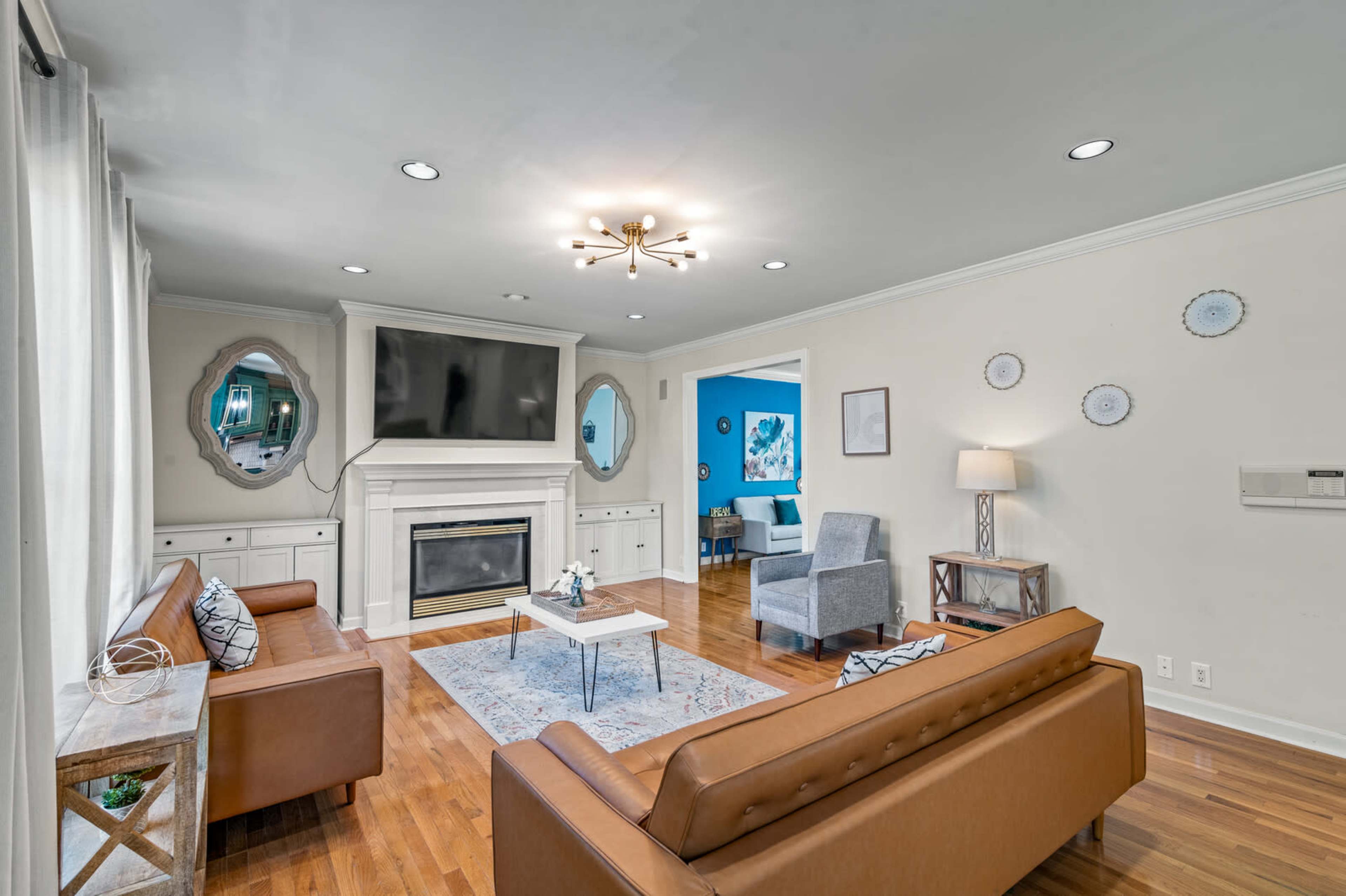 Bright & Chic Hampton Home Image in Farmington, Hampton, VA