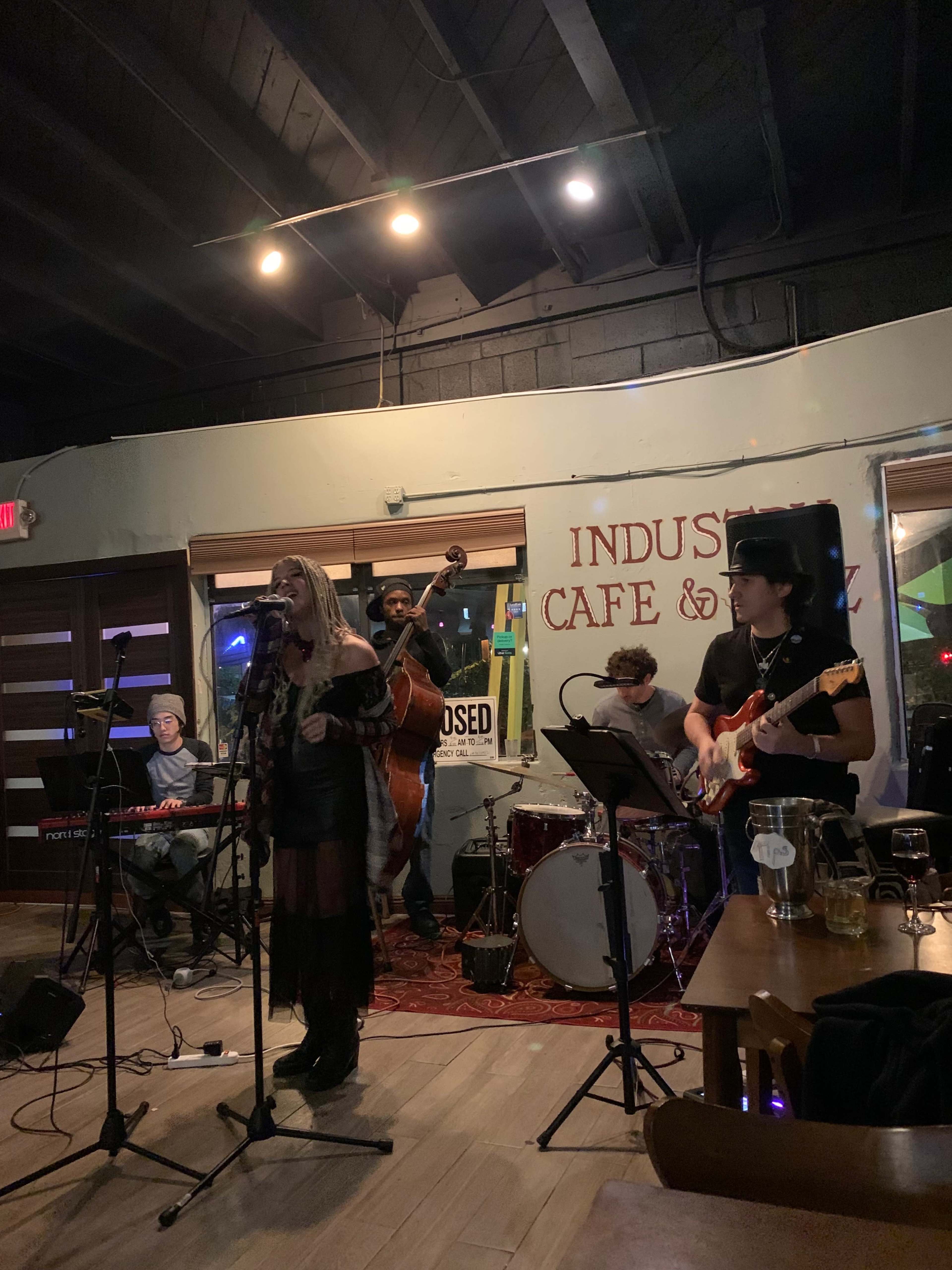 Roomy restaurant/event venue with a bar and kitchen Image in Art District, Culver City, CA