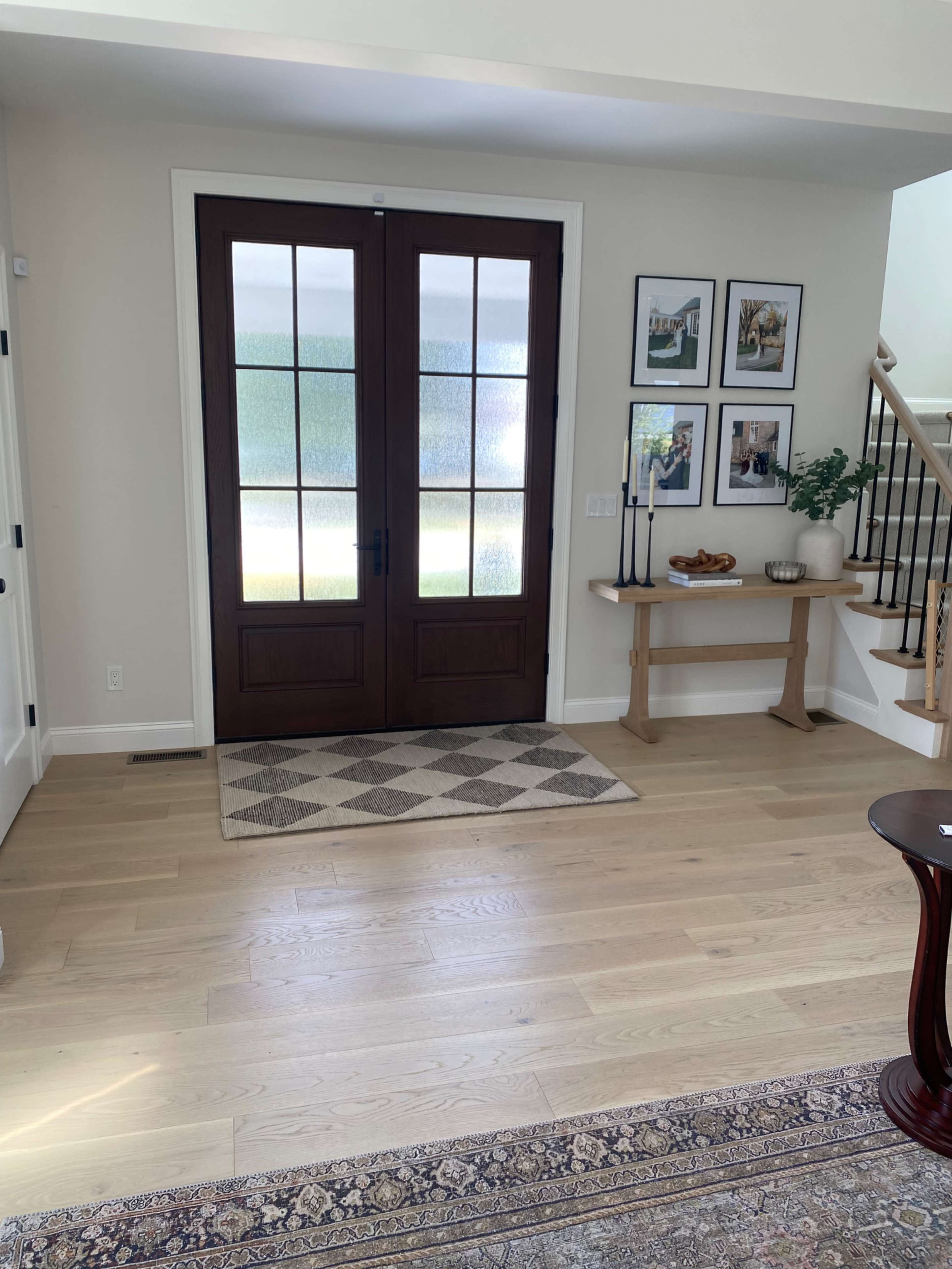 Airy, high-end home in a neighborhood setting Image in Lincoln, Lincoln, RI