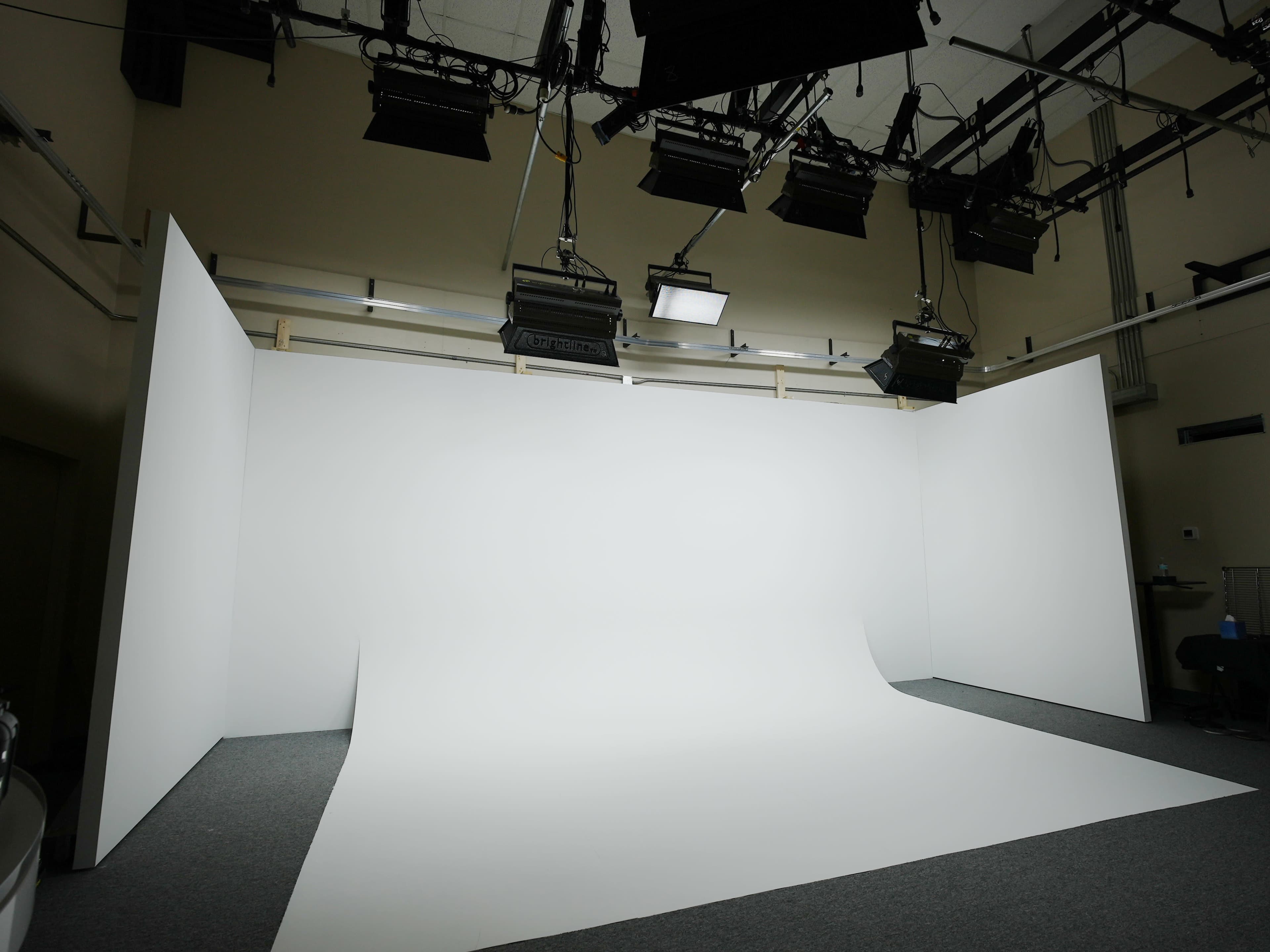 Midtown Urban Professional Video Studio Image in Tallahassee, Tallahassee, FL