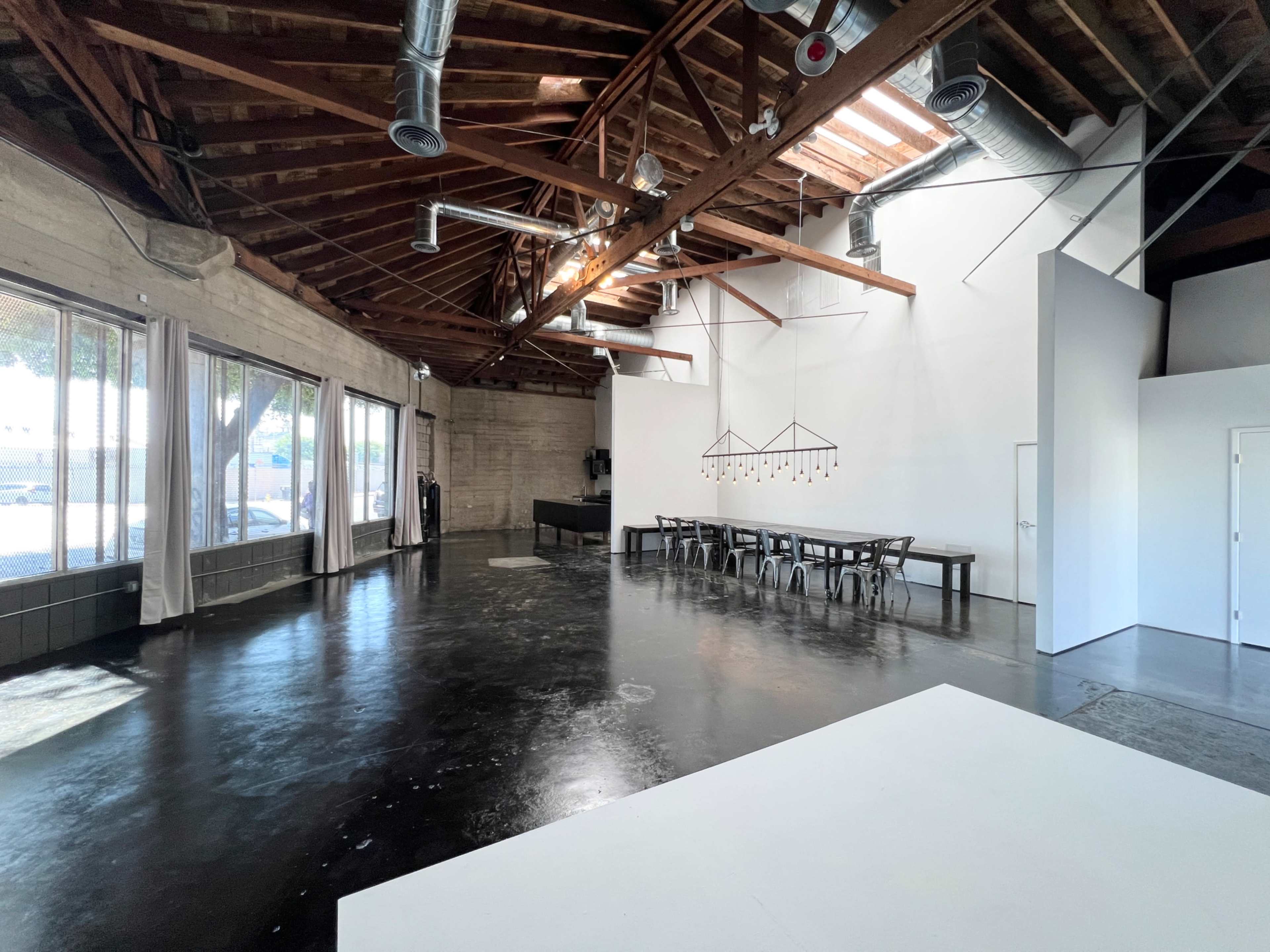 DTLA Studio with Natural Light, HVAC, and Onsite Parking! Image in Lincoln Heights, Los Angeles, CA