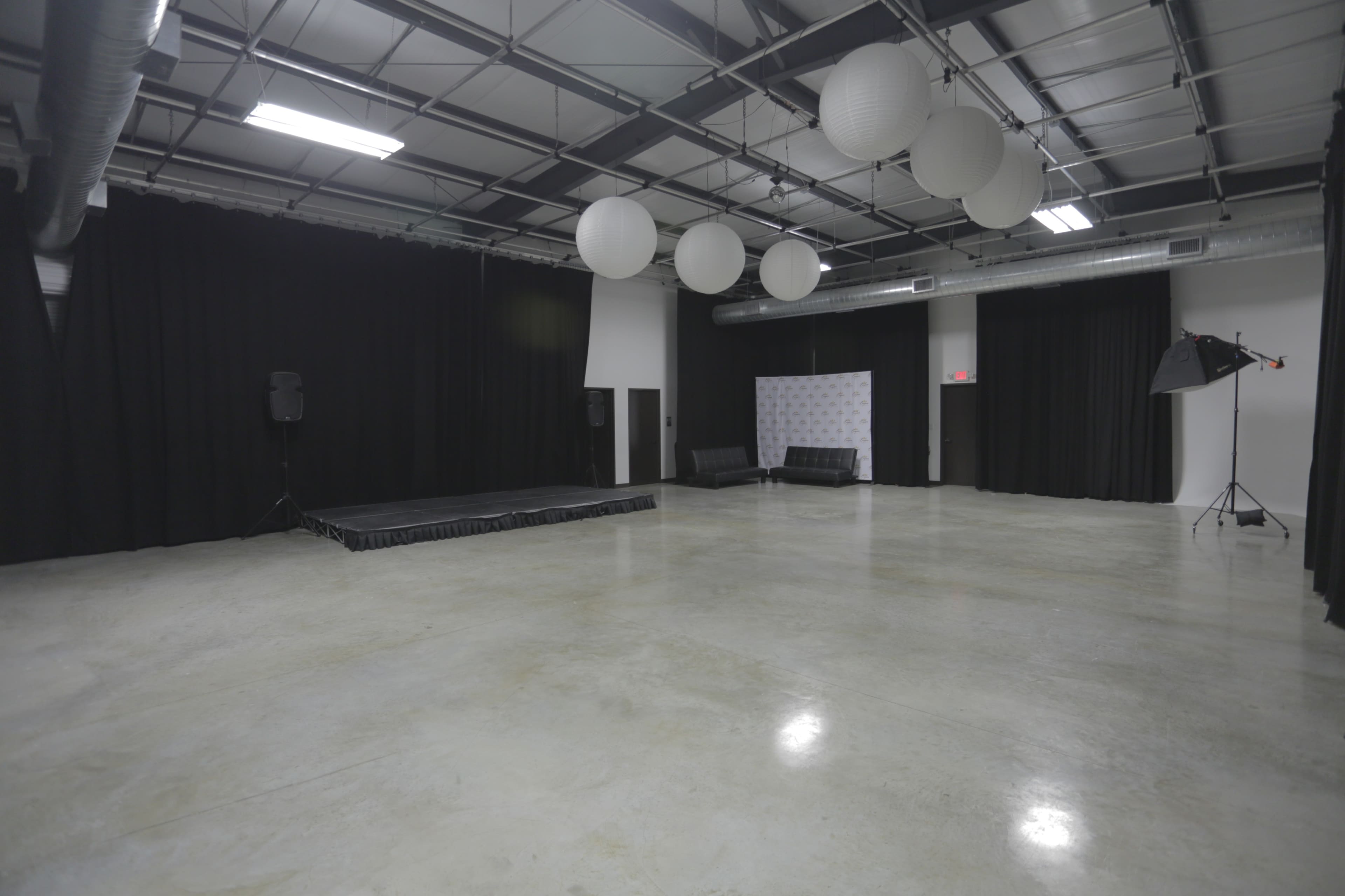 Large Production Studio - Packed with Features, Just South of Houston Image in League City, League City, TX