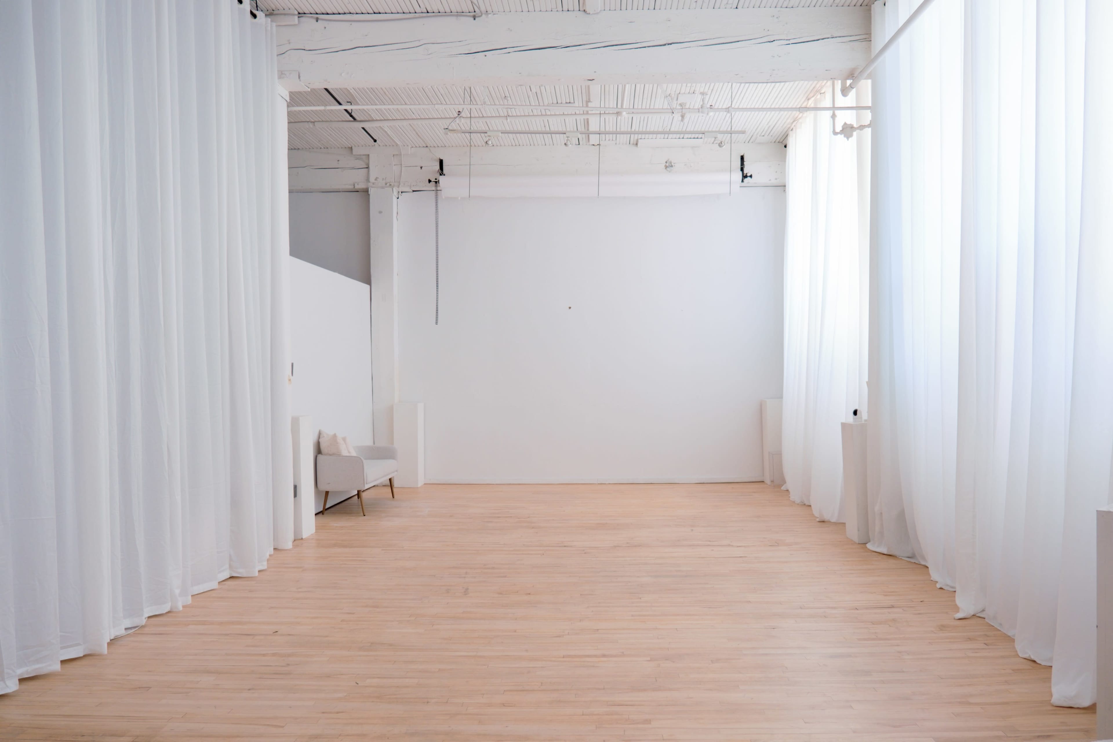 Industrial Loft with Natural Light-Toronto Image in Riverside, Toronto, ON