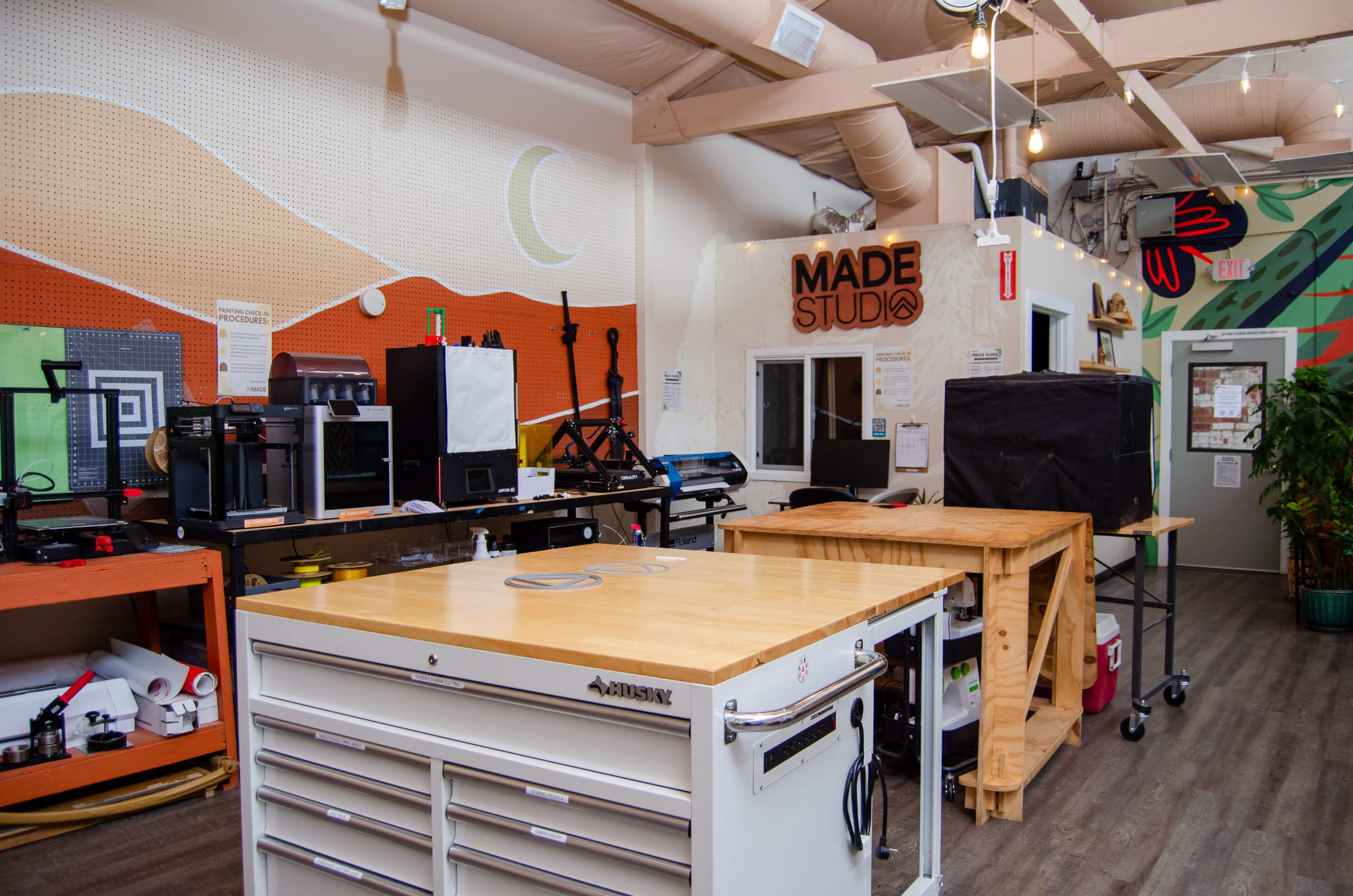 Creative Studio for Making, Connecting, and Creating Image in North Oak Park, Sacramento, CA