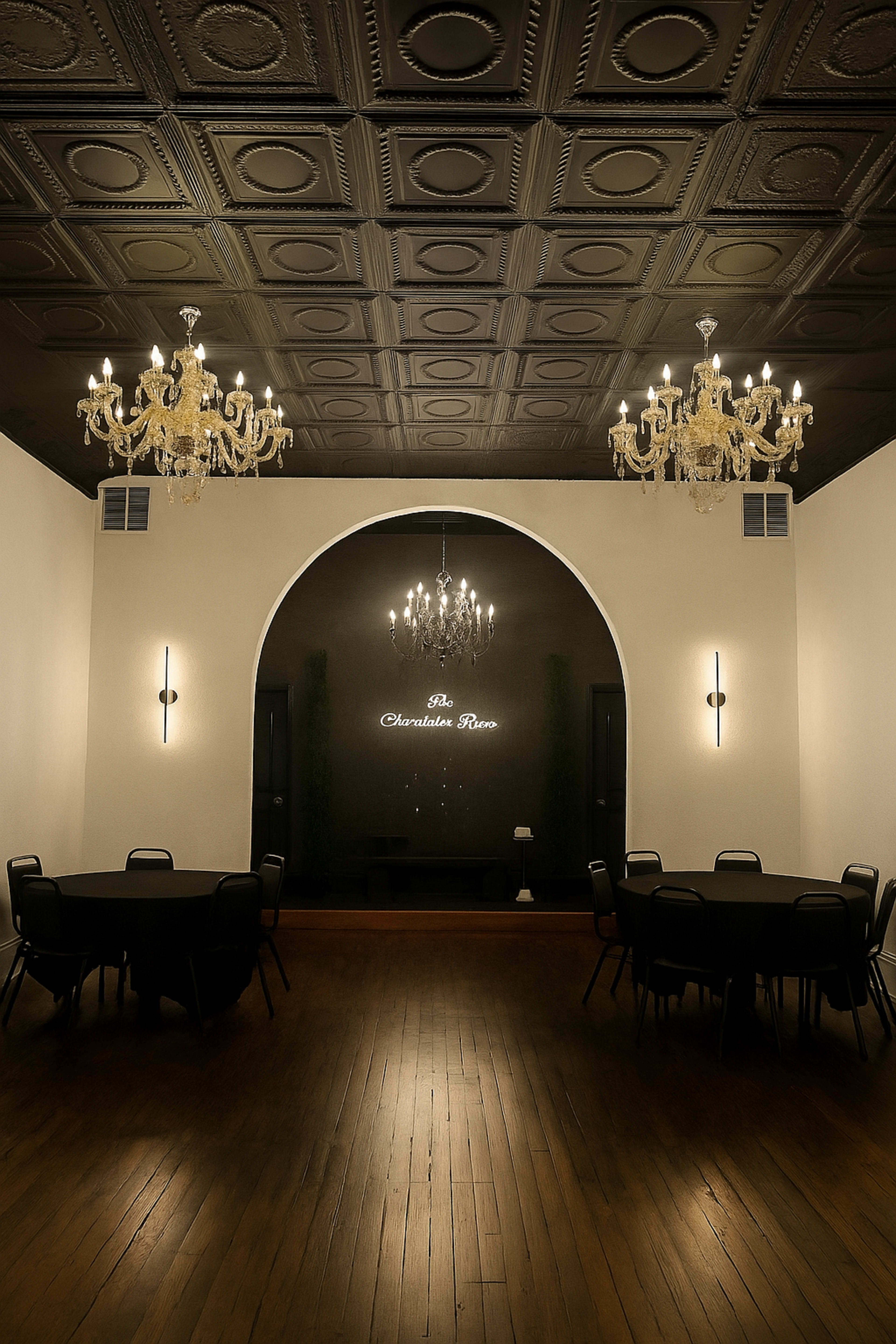 Elegant intimate space Image in Fort Osage Township, Buckner, MO