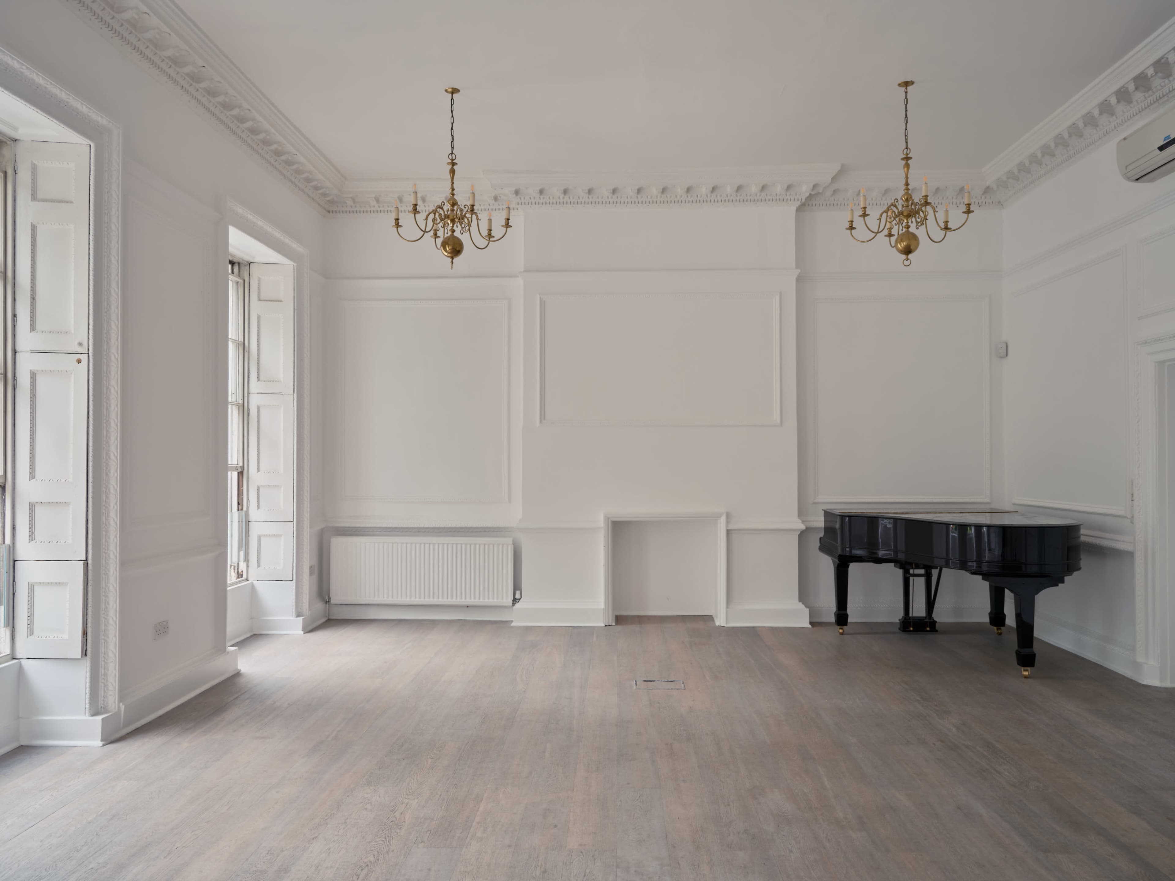 Music Room in Bloomsbury Square, Central London Image in Holborn, London, ENG
