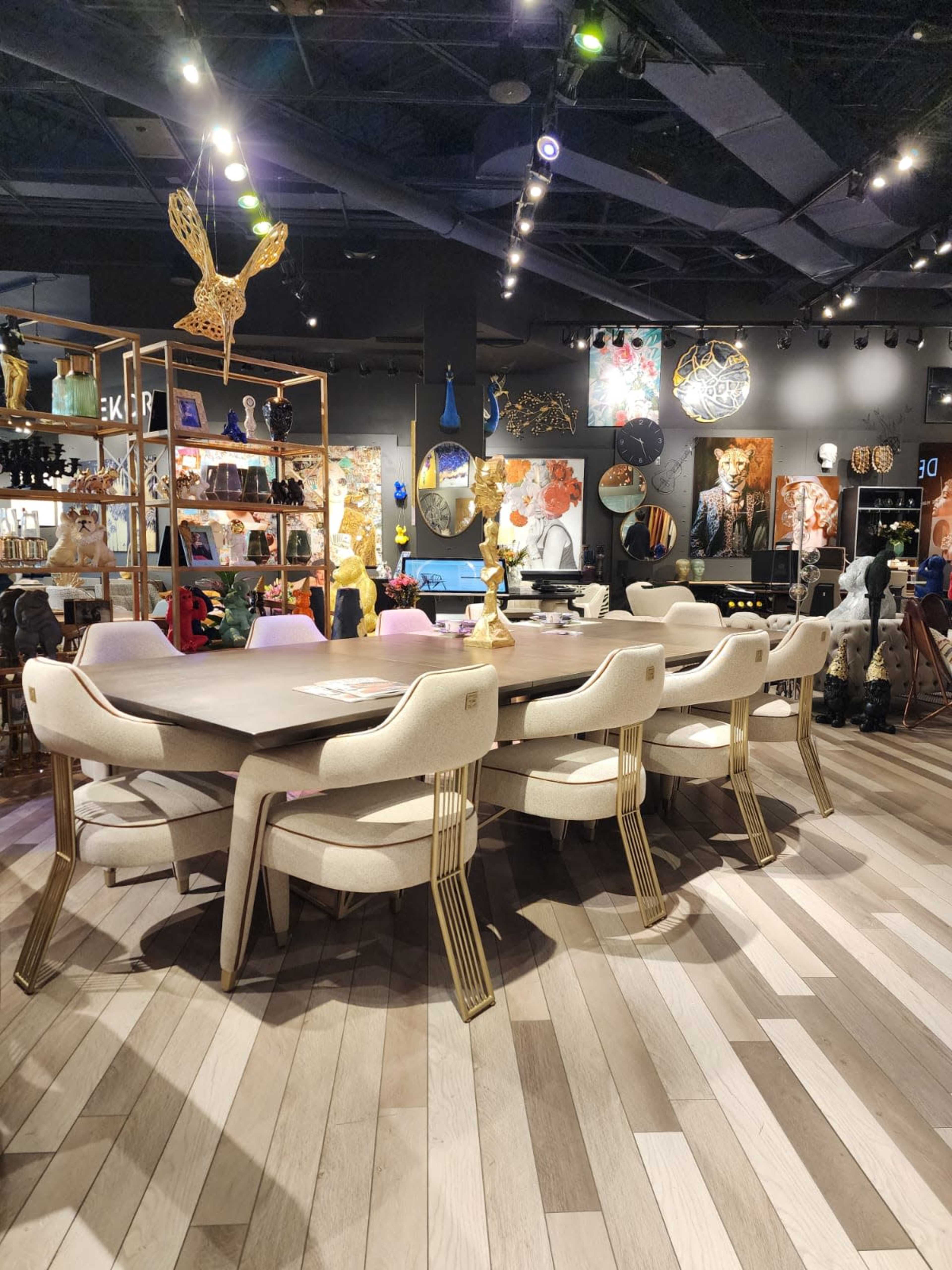 Luxury Creative Showroom & Business Hub | Photoshoots, Podcasts, Networking & Events Image in Doral, Doral, FL